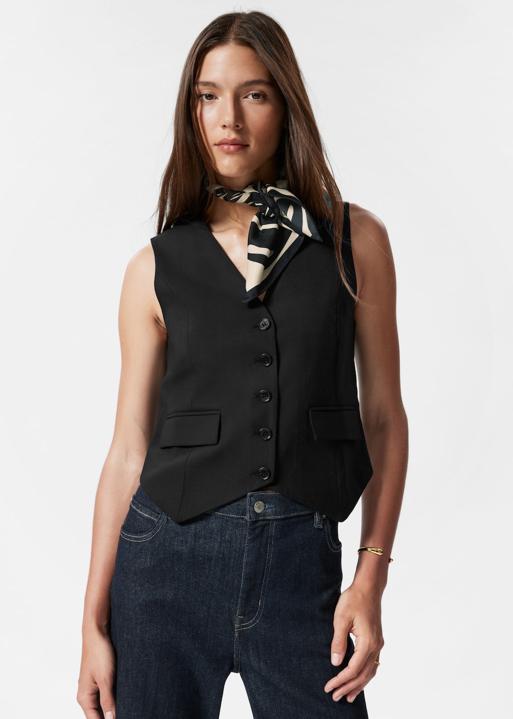 Image of Gilet habillé en laine