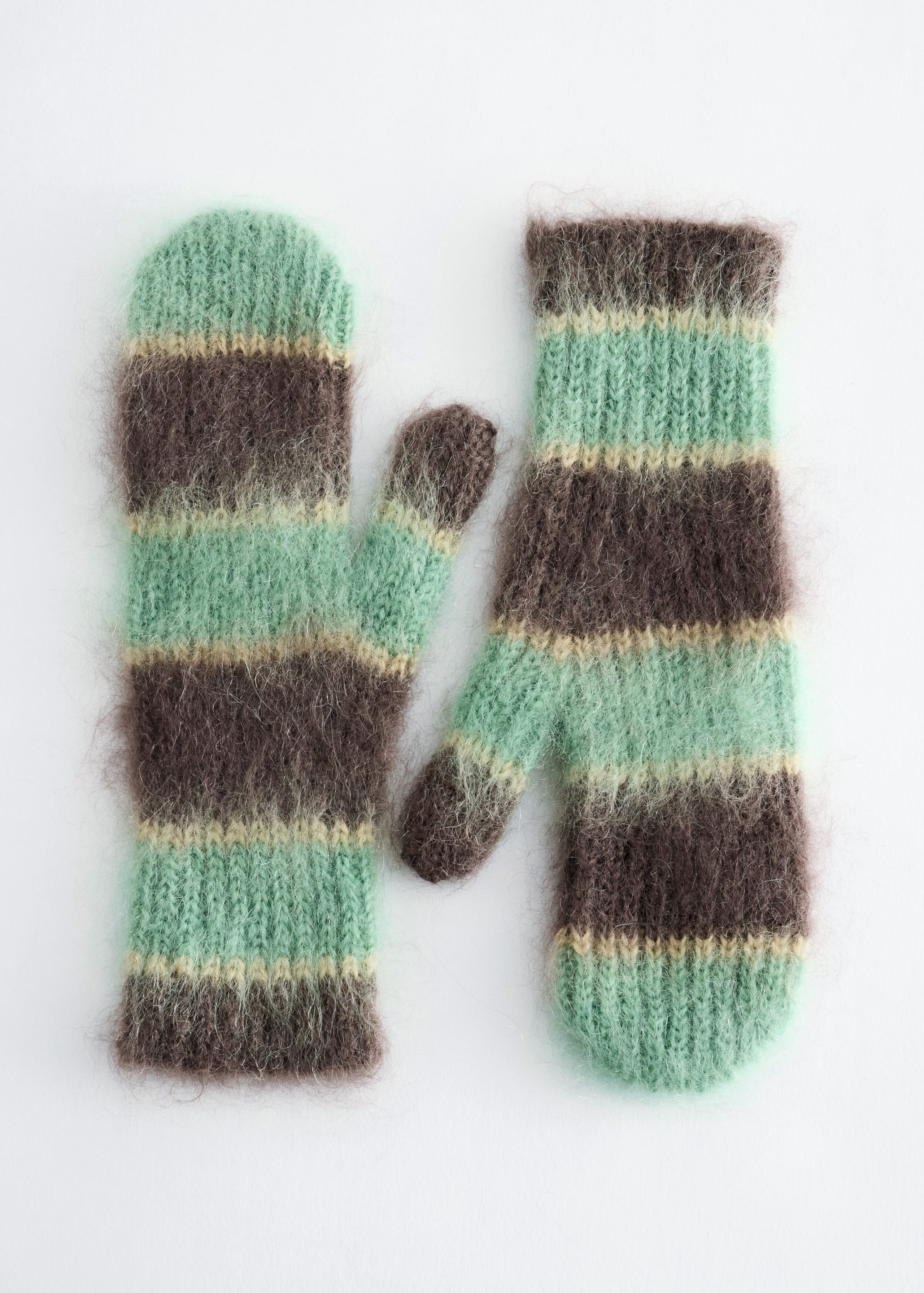 Mohair-Wool Mittens - Green/Brown - Still Life