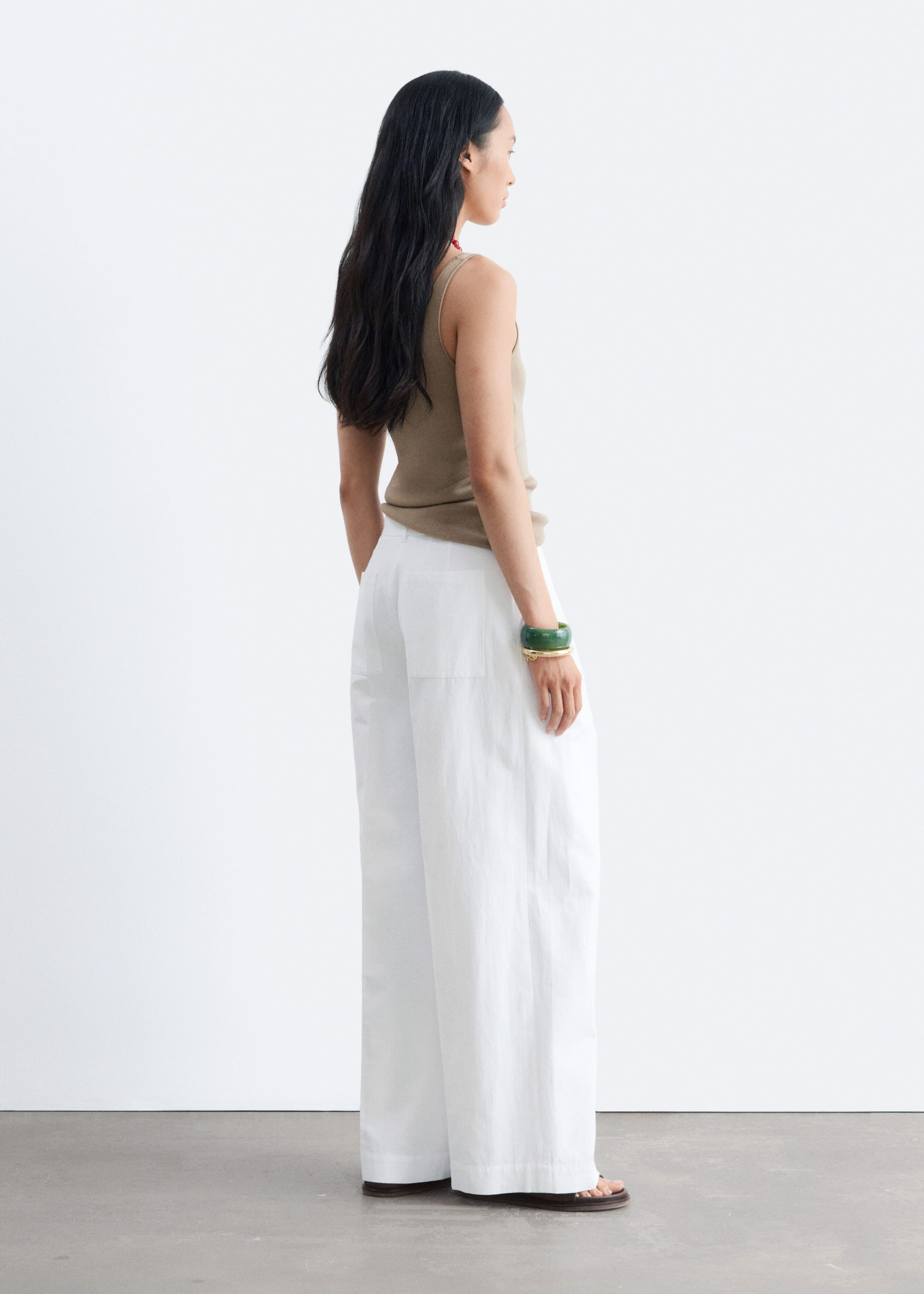 Pleated Cotton-Linen Trousers - White - Lookbook