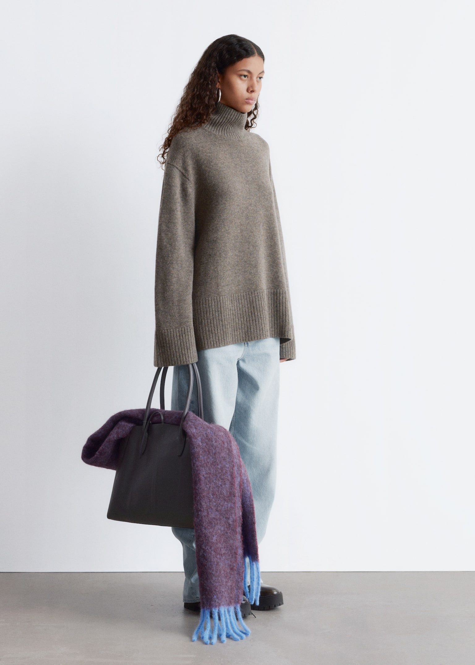 Wełniany sweter oversize z golfem - Dark Mole/Ciemnoczerwony/Brązowy - 6
