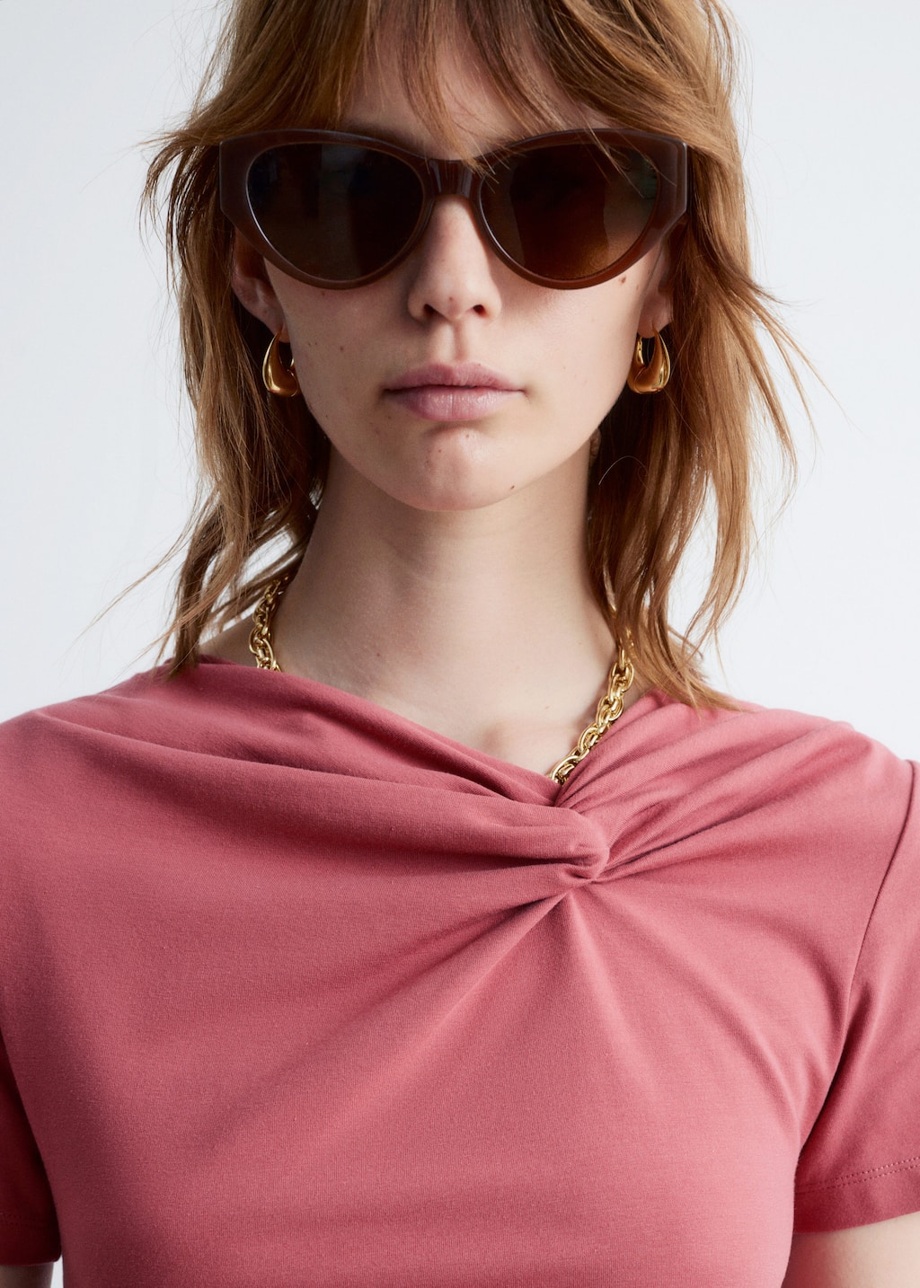 Twist-Detail T-shirt - Khaki Green - Lookbook