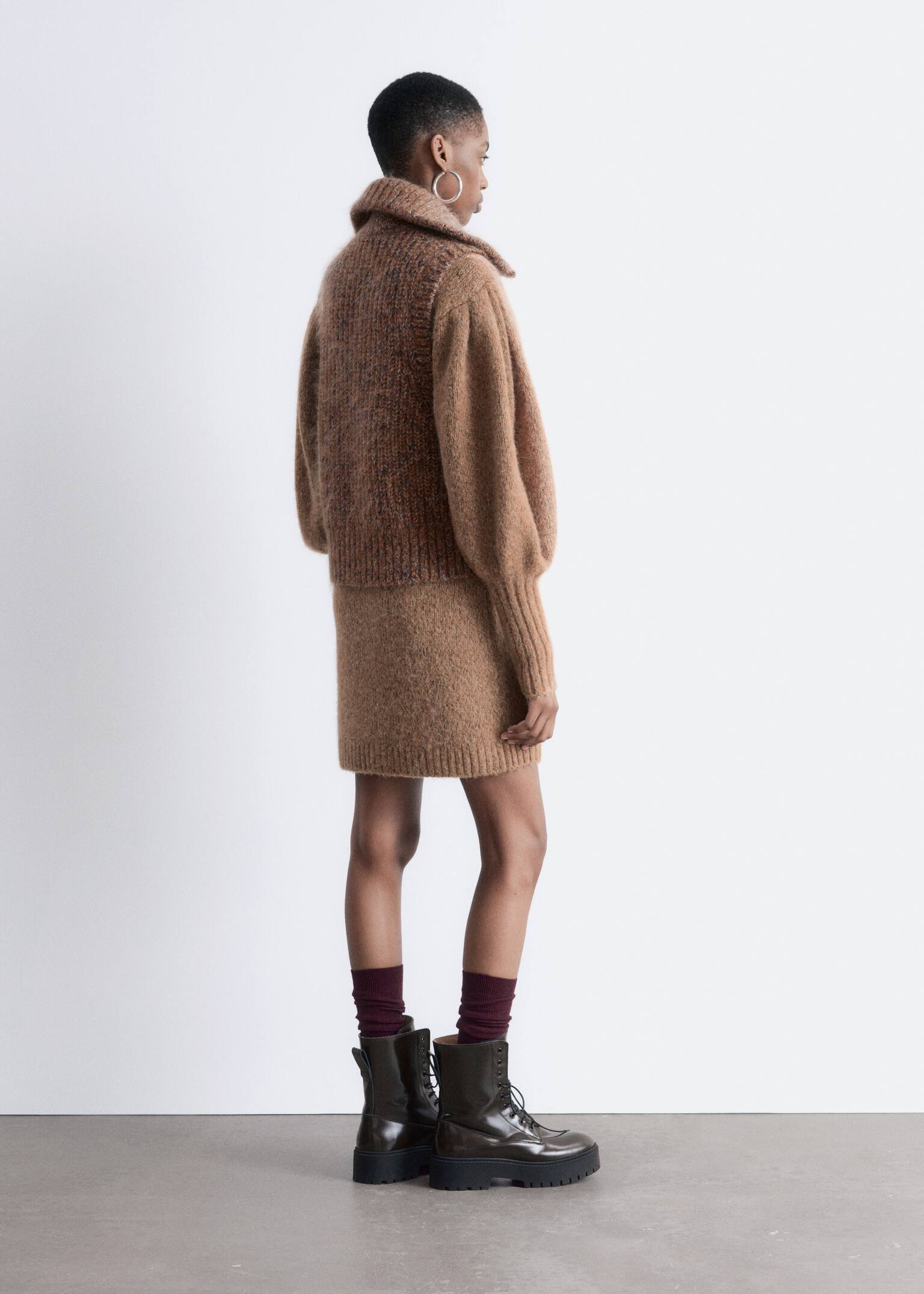Knitted Zip-Up Vest - Brown - 5