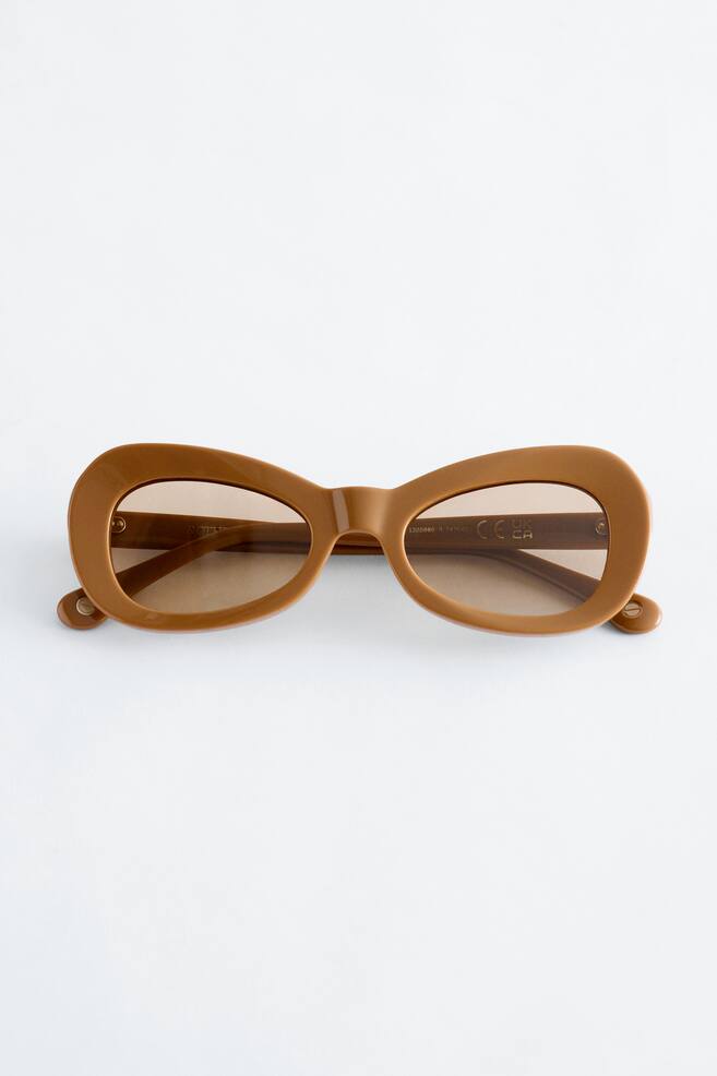 Oval Cat-Eye Sunglasses - Brown/White/Black/Tortoiseshell - 1