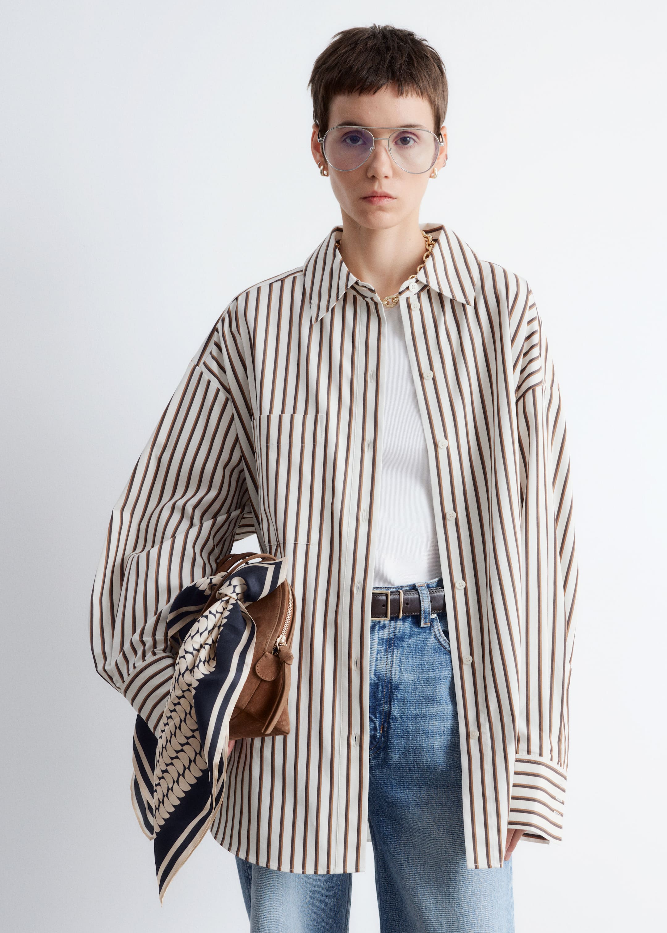 Zobacz większy obraz: Koszula oversize - Biały/Brązowe paski - ONA | H&M PL 1