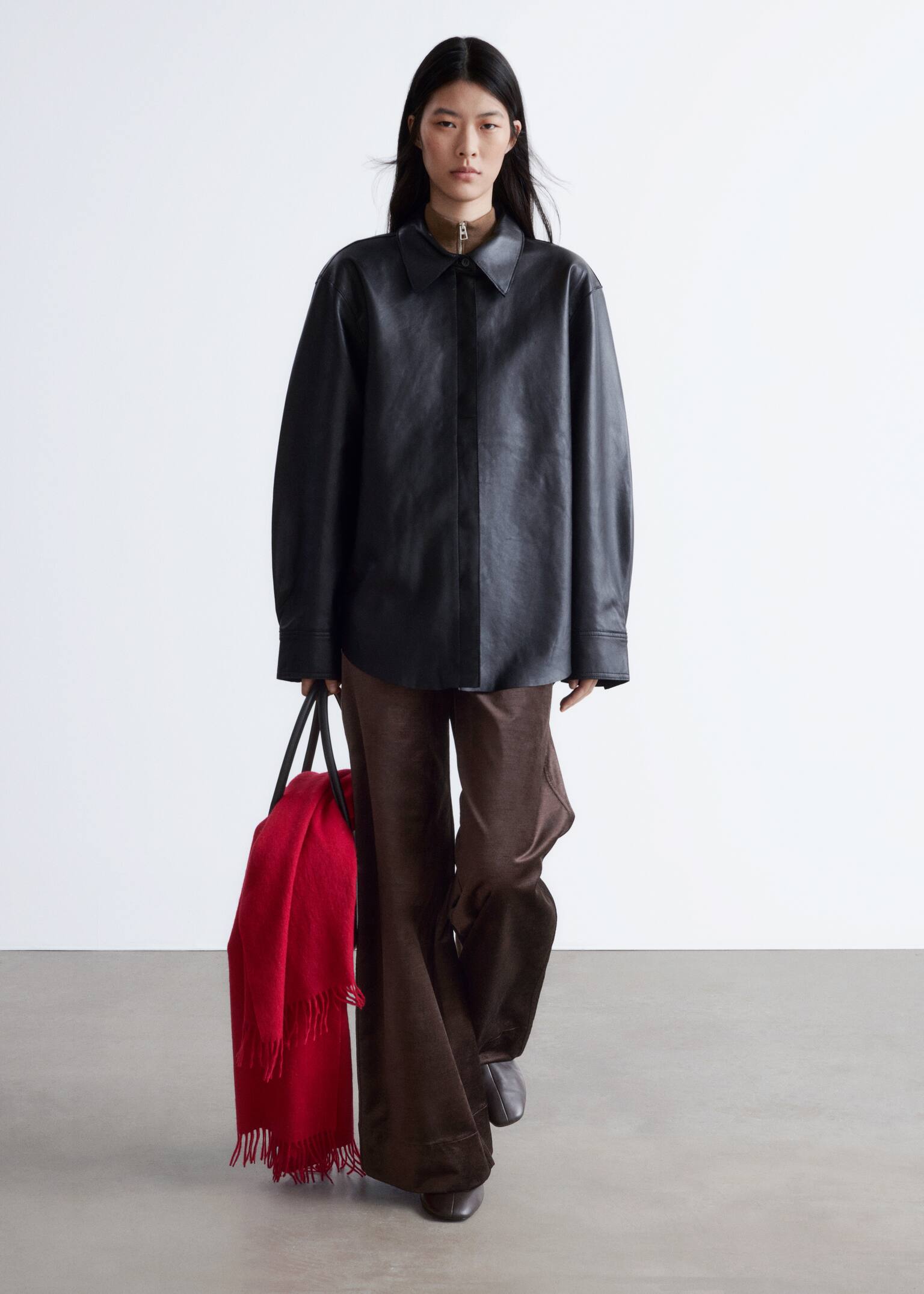 Oversized skjorta i läder - Svart - 3