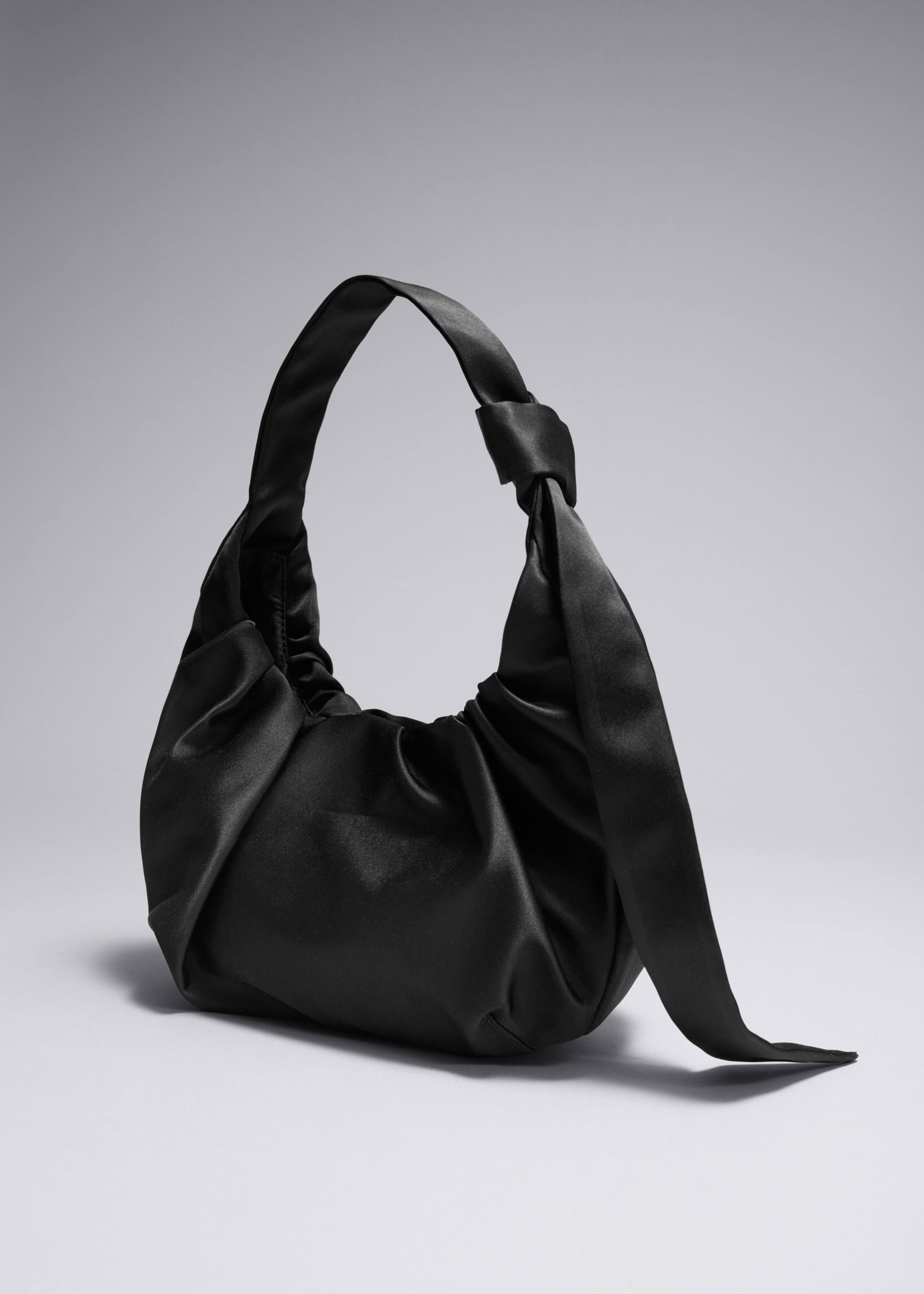 Borsa a spalla in raso - Nero - Natura morta