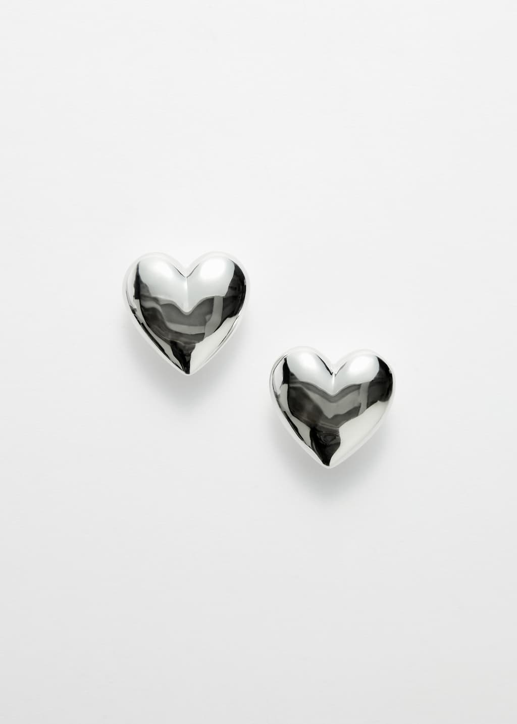 Ohrclips in Herzform - Silber - Stillleben