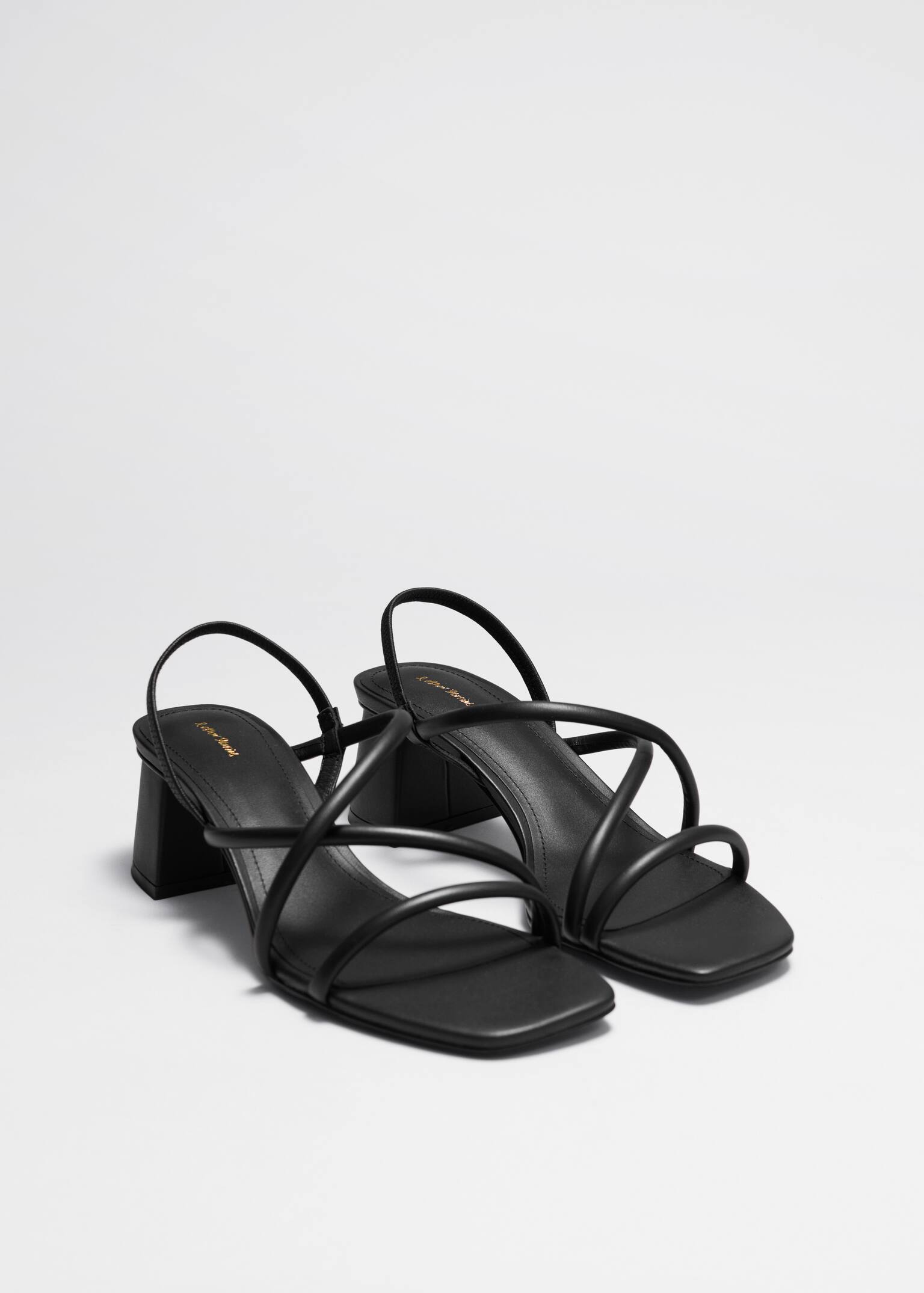 Strappy Block Heel Sandals - שחור - 2