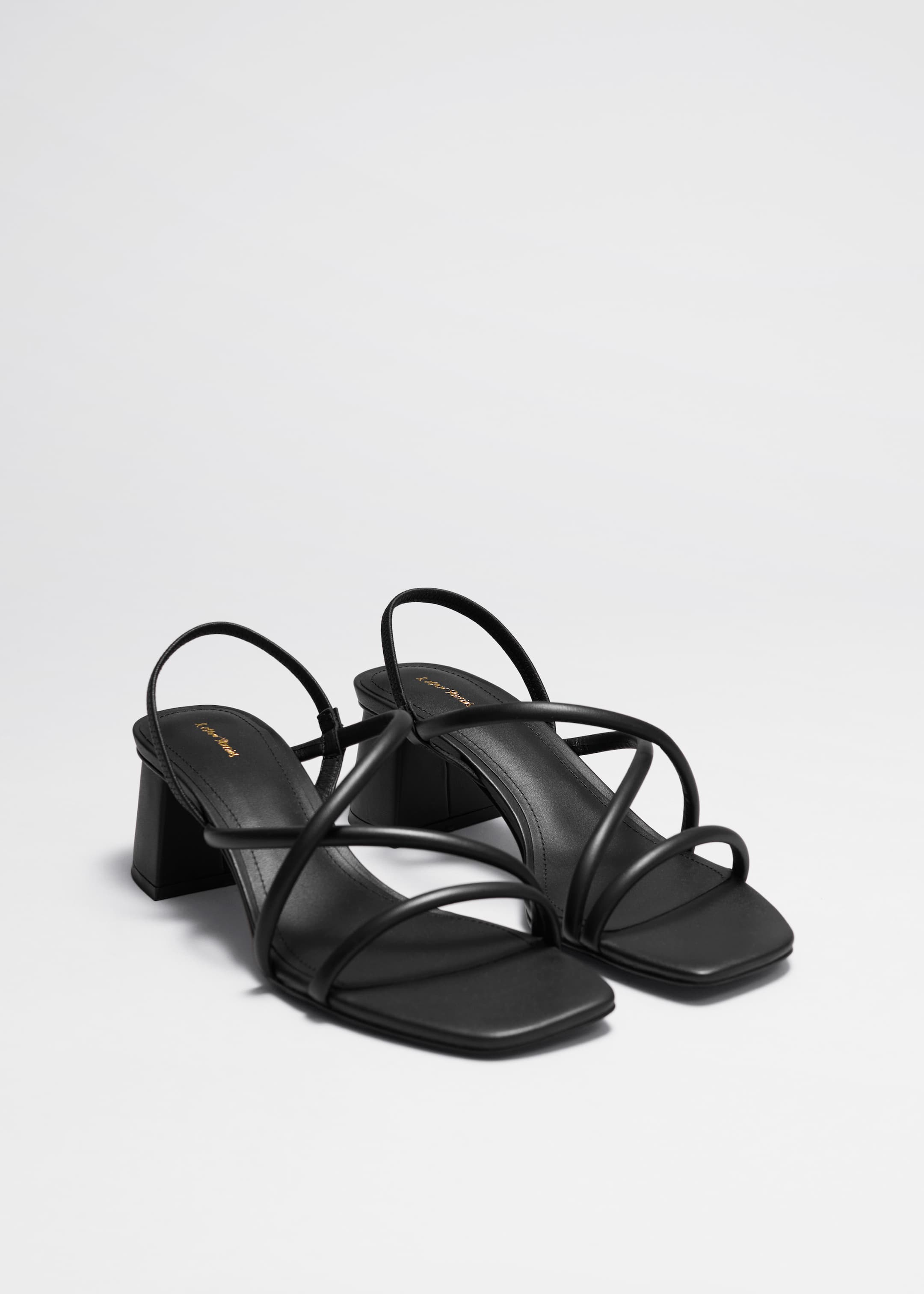 Nagyobb kép megtekintése: Pántos blokk sarkú szandál - Fekete - NŐI | H&M HU 5