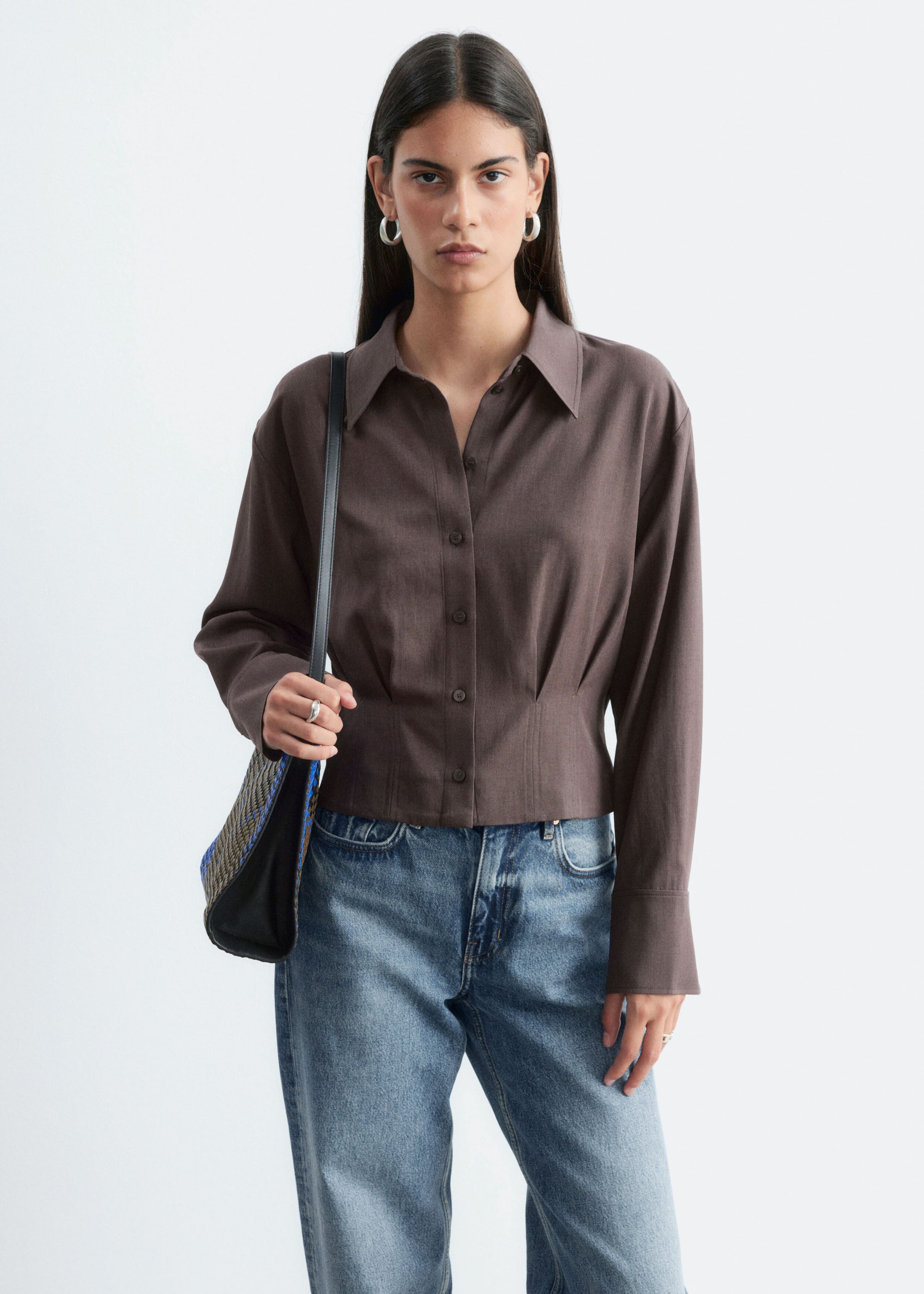 Hemd mit plissierter Taille - Dunkelbraun - Lookbook