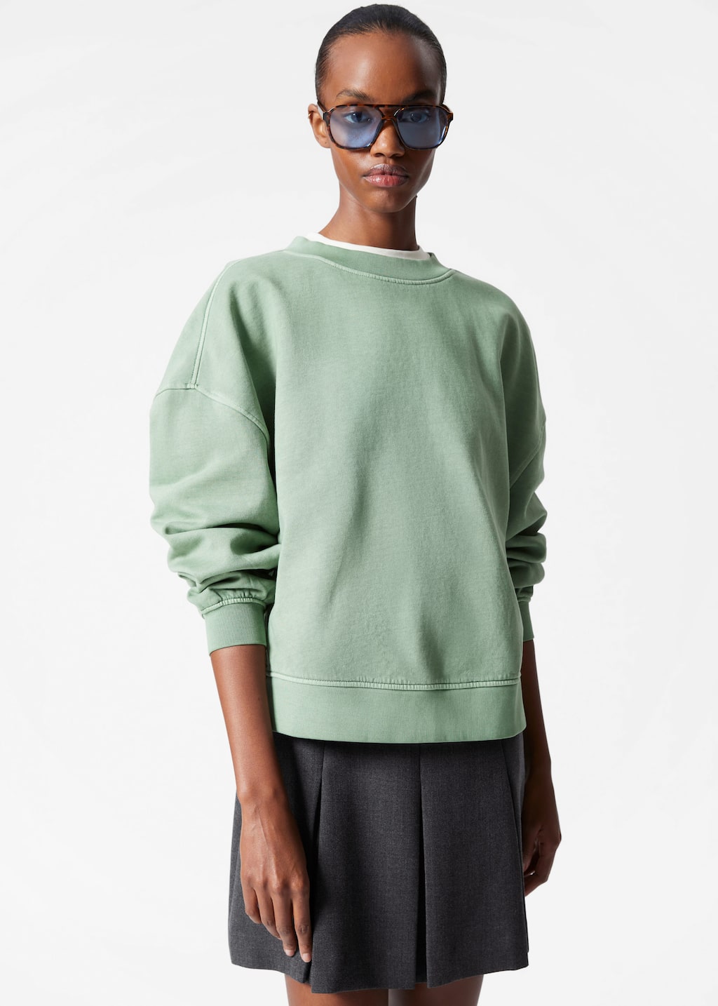 Avslappnad sweatshirt – Grön – lookbook