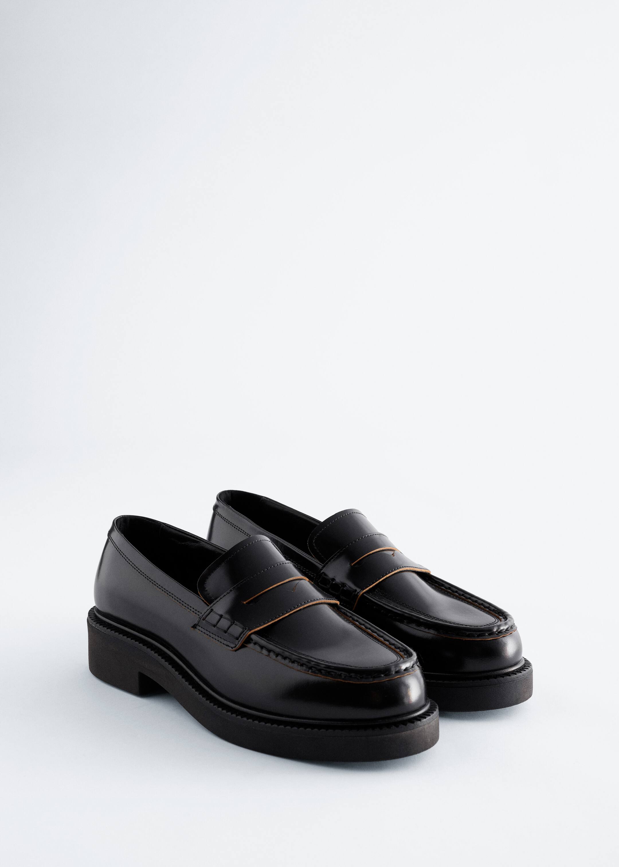 Visa större bild: Chunky läderloafers - Black - DAM | H&M FI 2