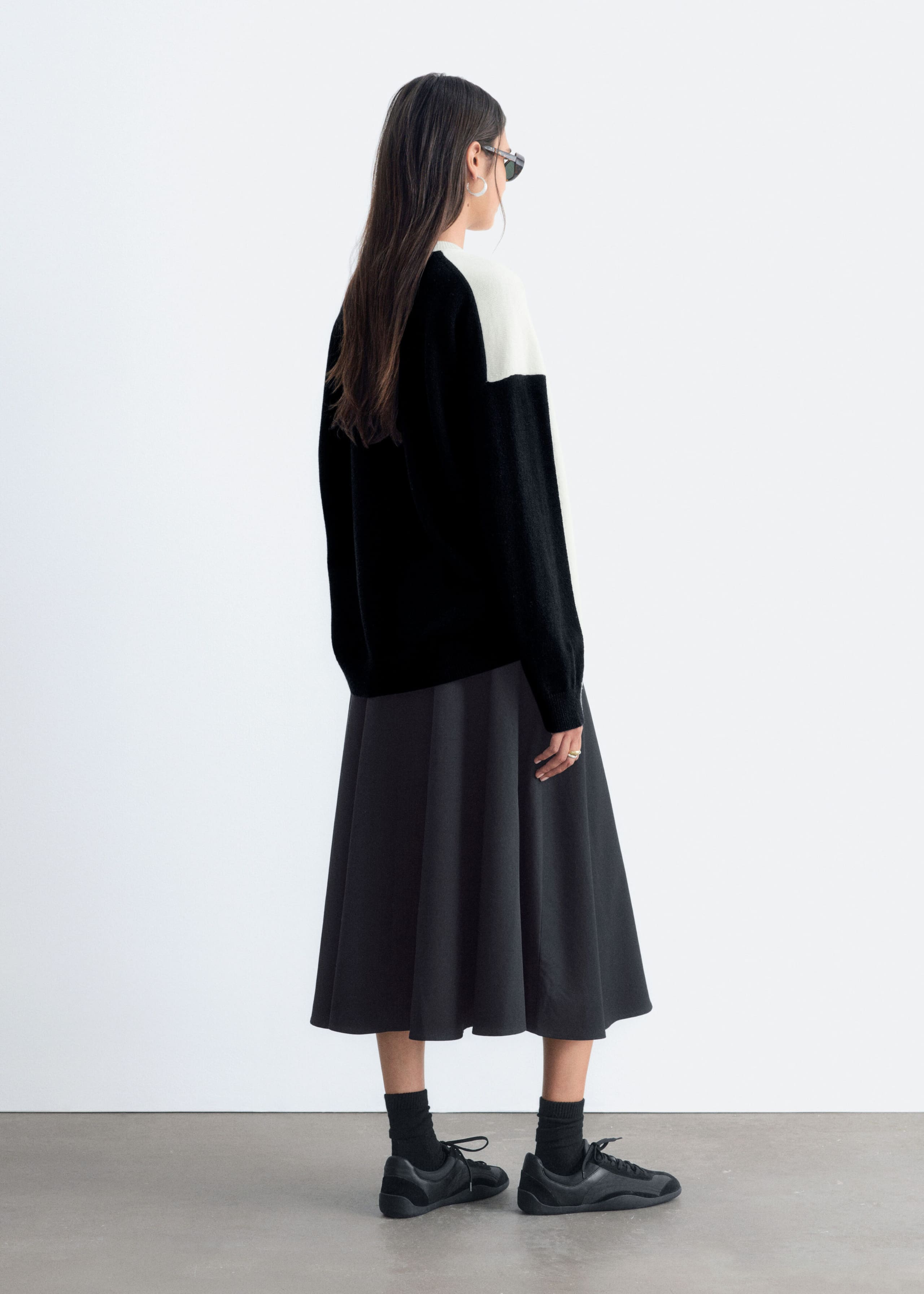 Oversized Knit Sweater - Off White/Black - Lookbook