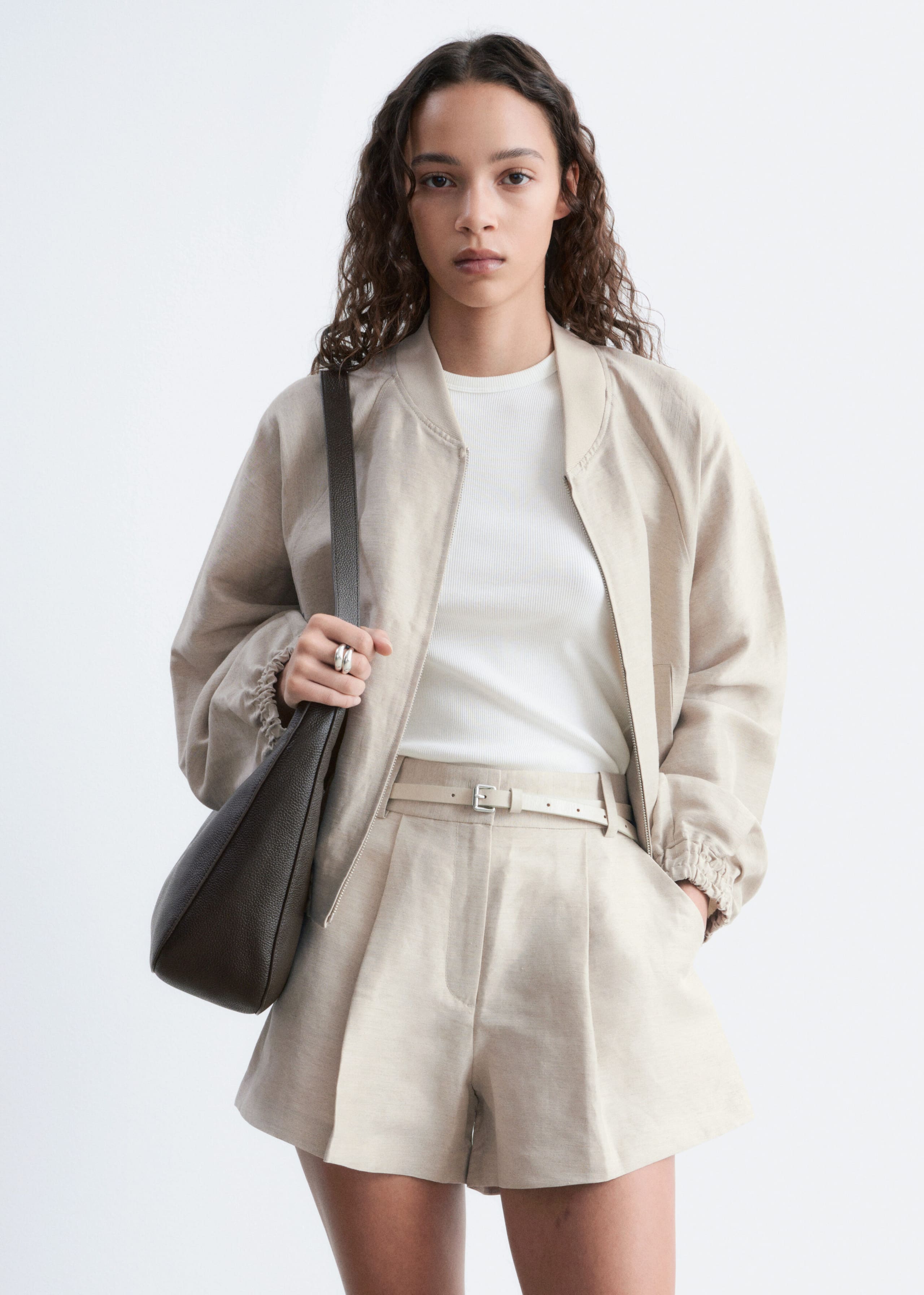 Pleated Linen-Blend Shorts - Beige - Lookbook