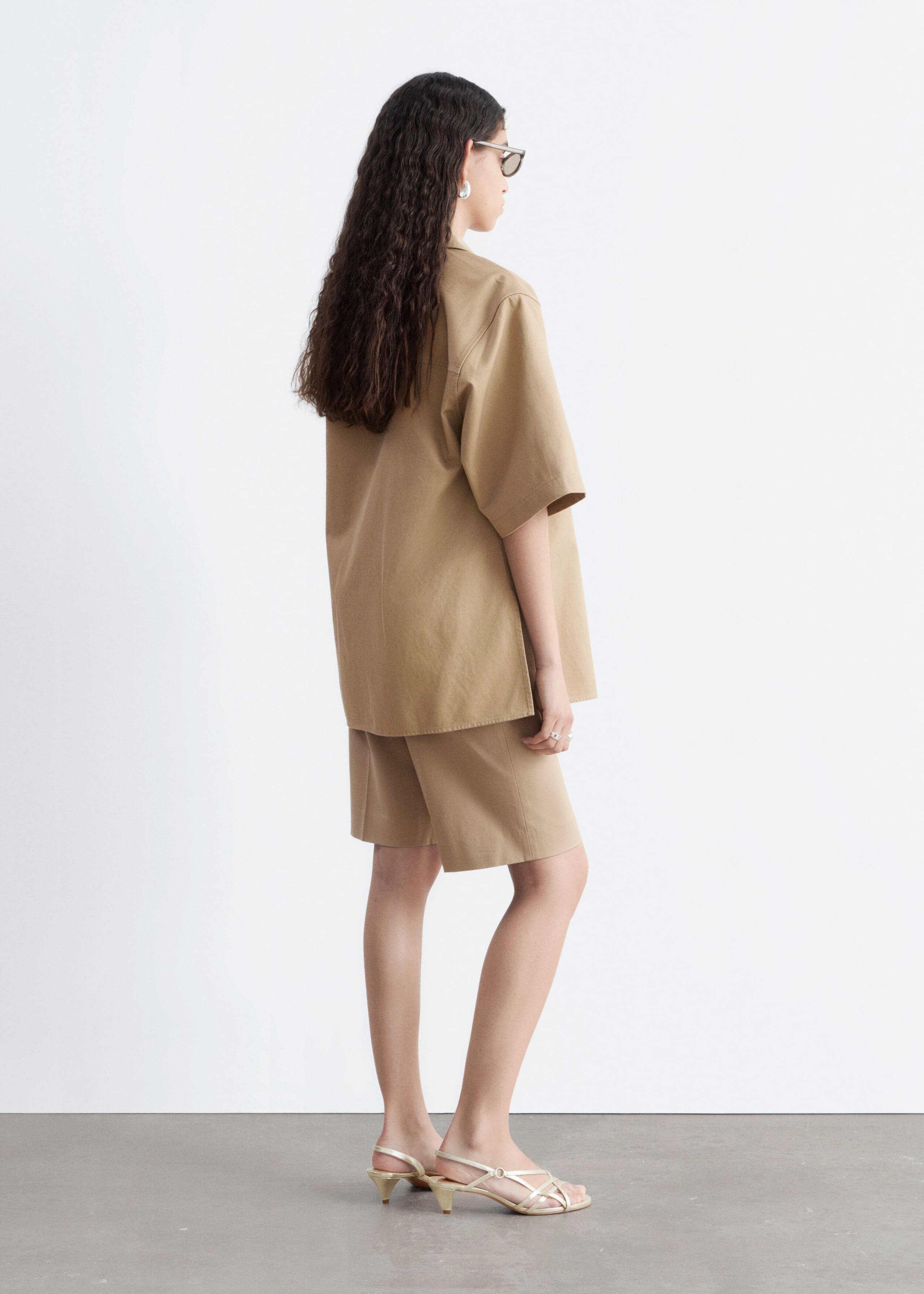 Short-Sleeve Cotton Shirt - Beige - Lookbook