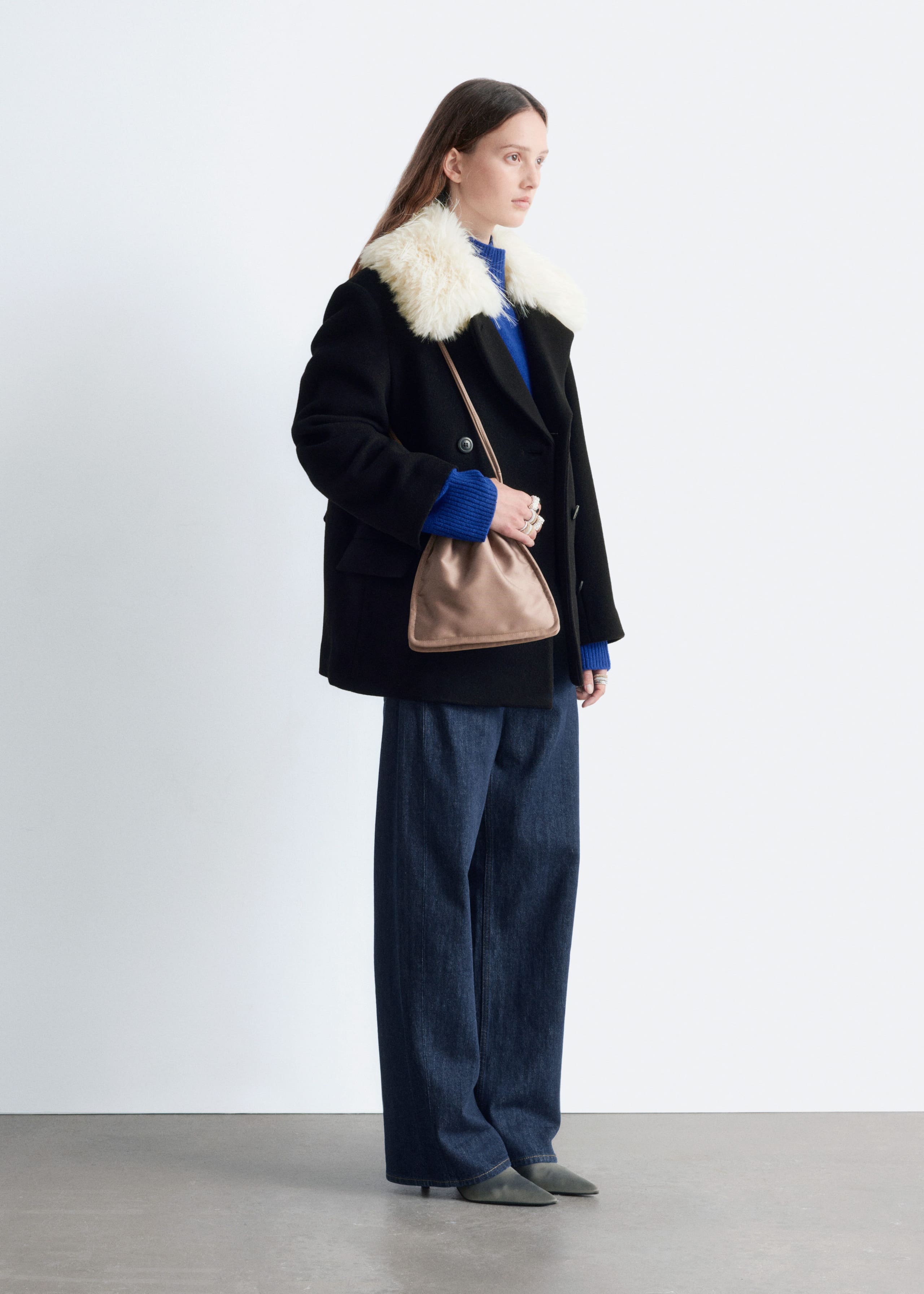 Image of Short Fur-Collar Wool Coat