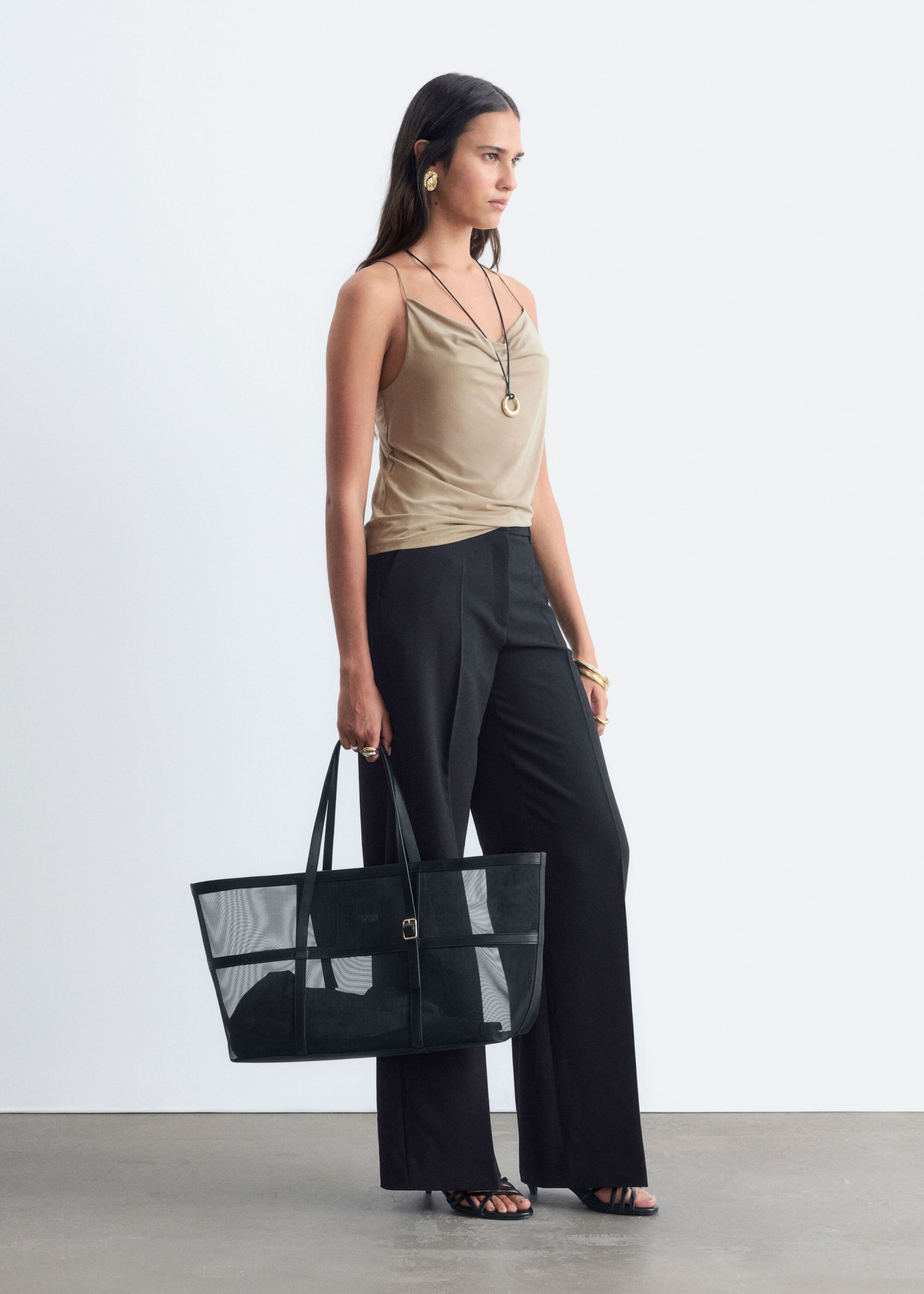 Loose-Fit Tailored Trousers - Black - Lookbook