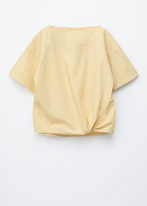 Hellbeige