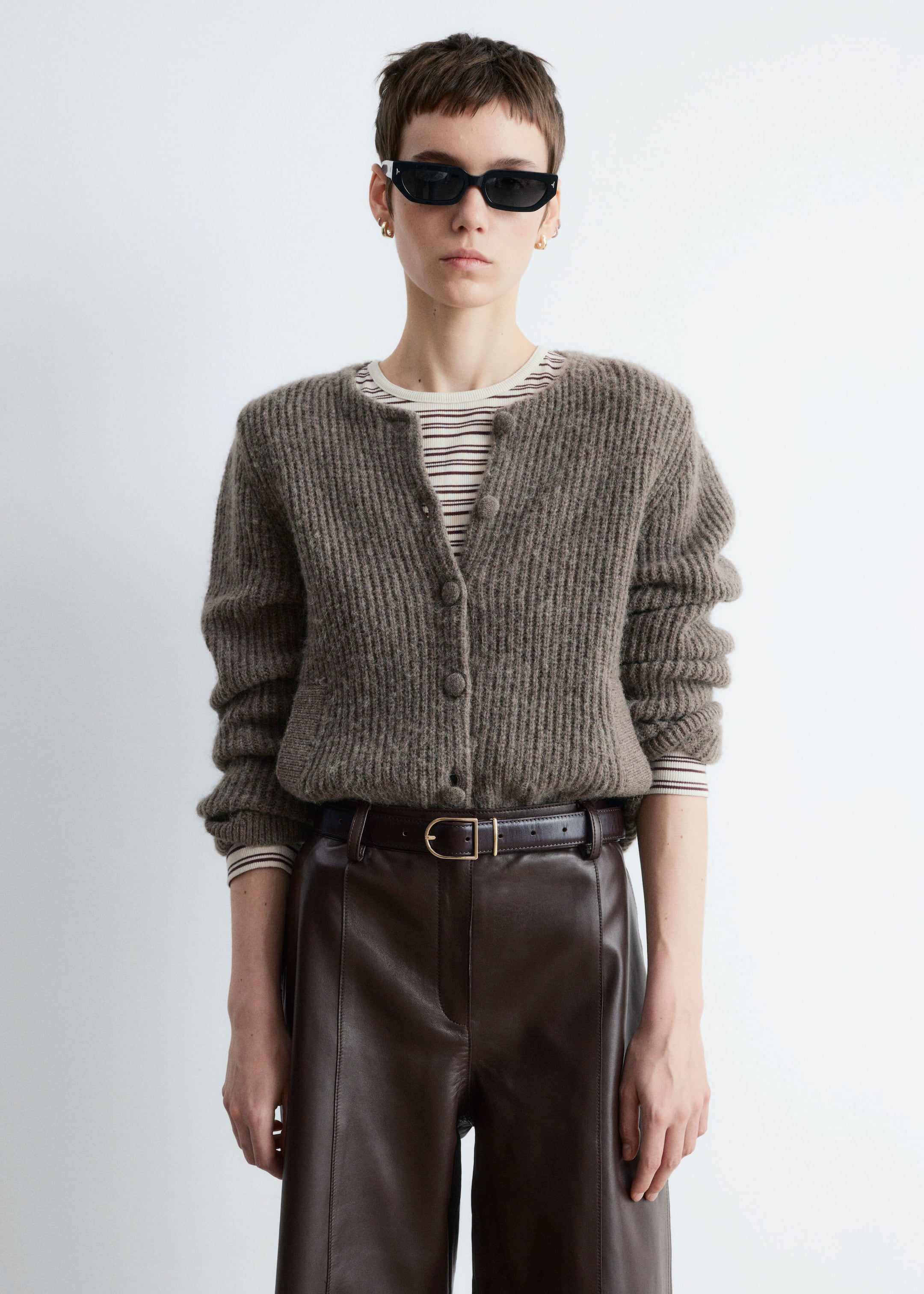 Agrandir l'image: Cardigan en maille côtelée - Taupe - FEMME | H&M FR 4