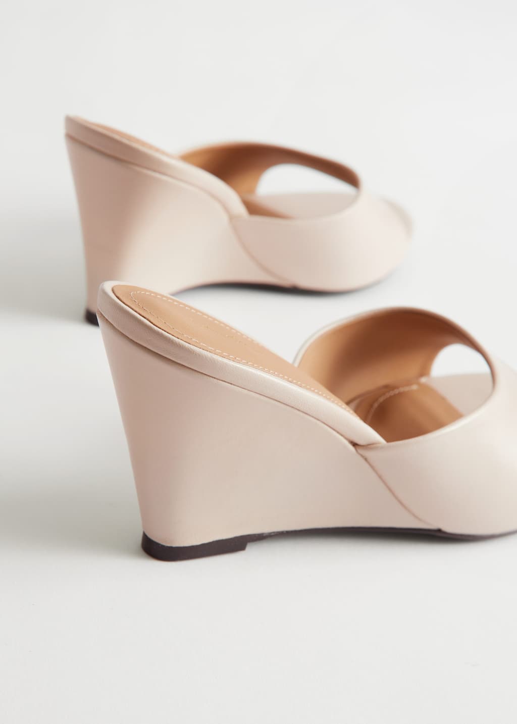 Leather Wedge Sandals - {{variantName}} - Descriptive Detail
