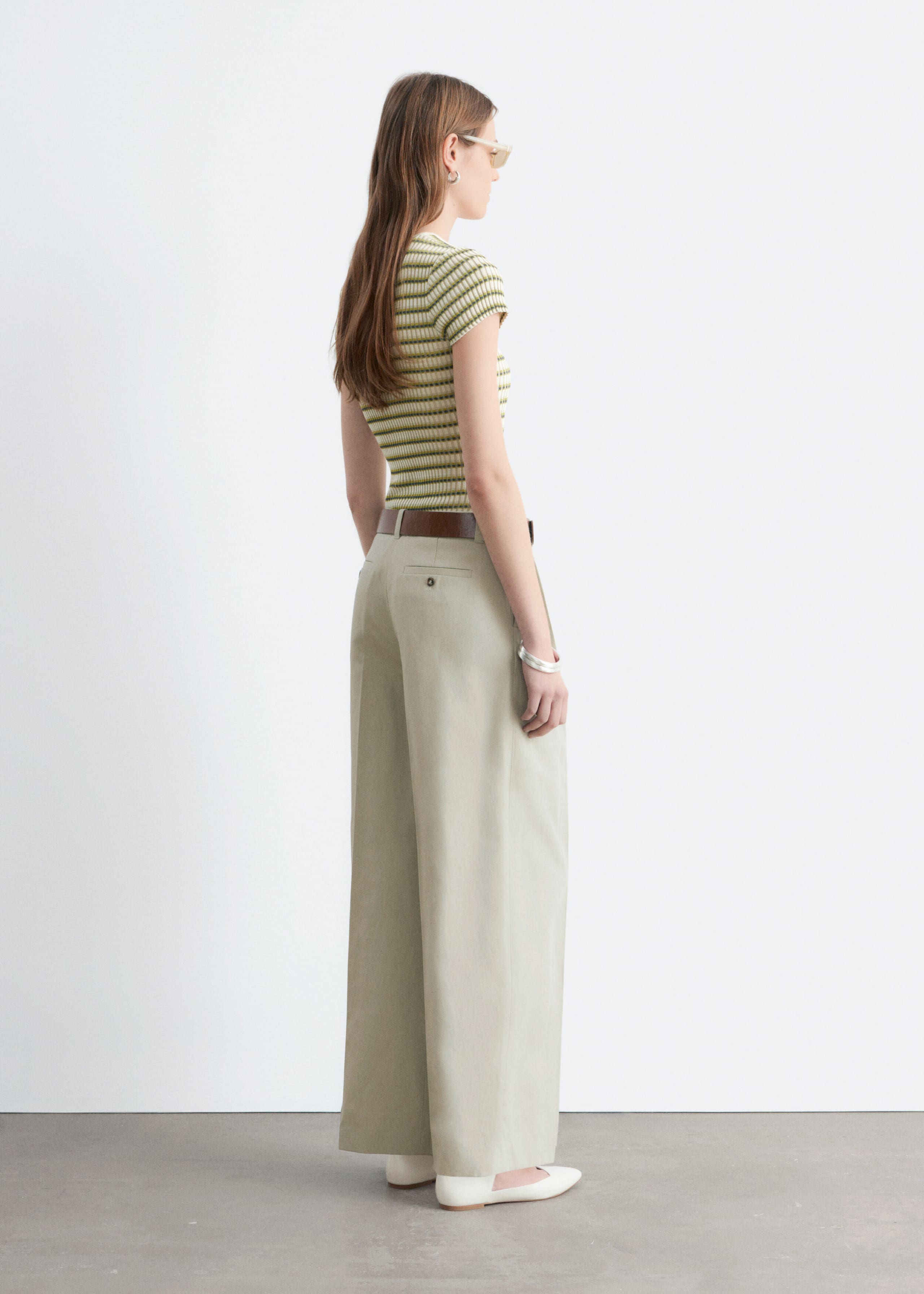 Cotton-Linen Blend Trousers - Beige - Lookbook