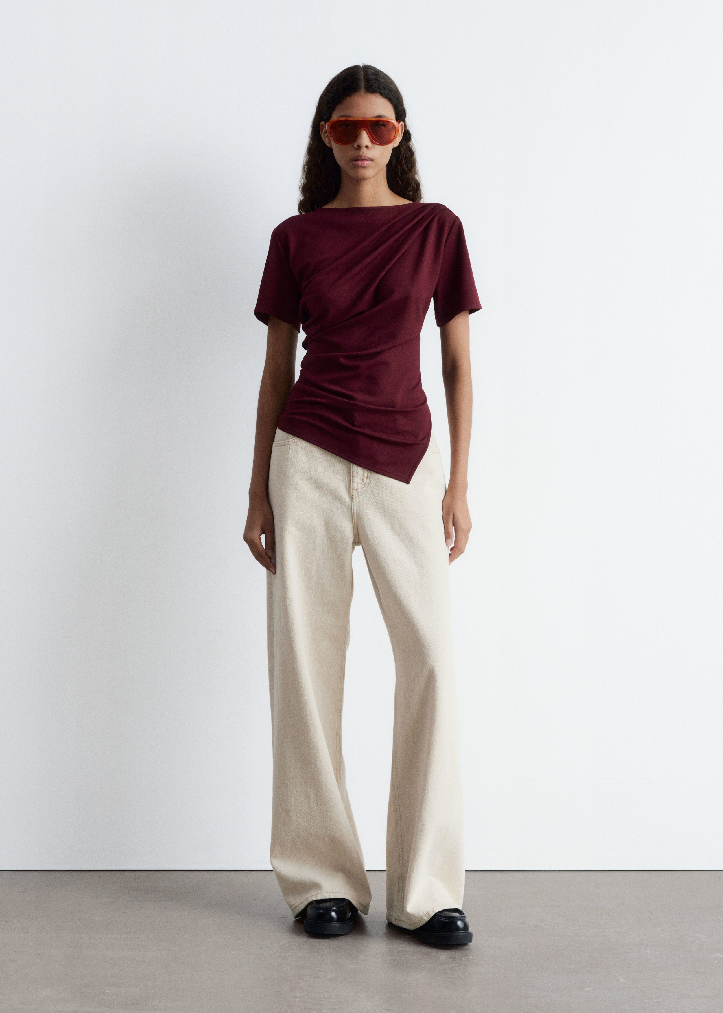 Image of T-shirt asimmetrica drappeggiata