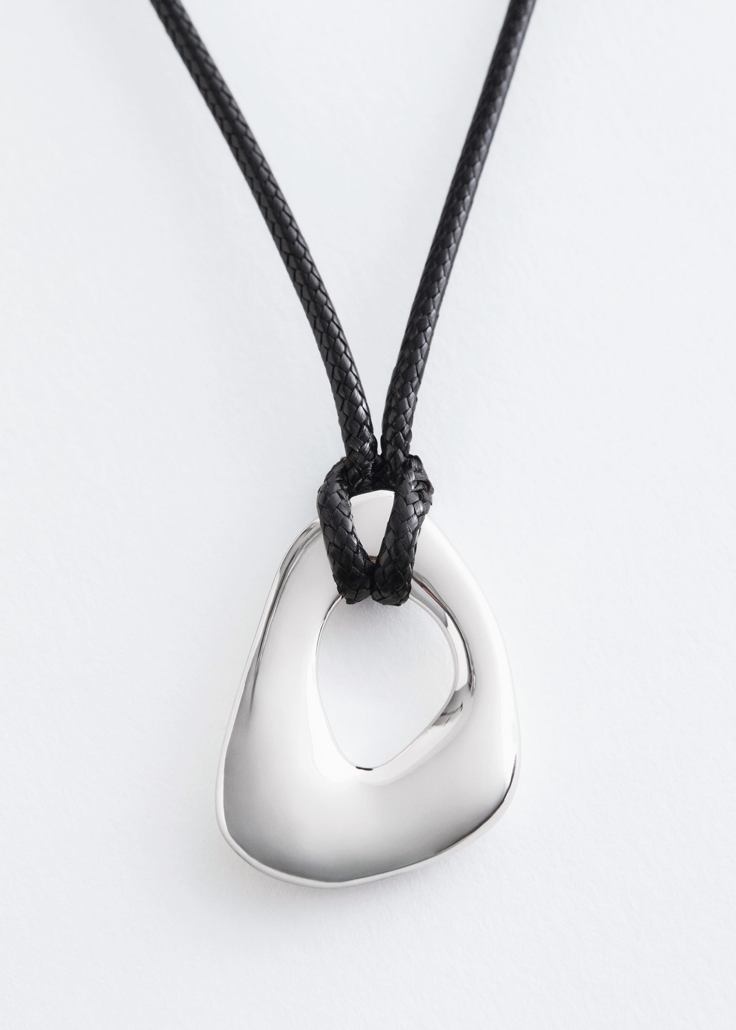Image of Kette mit skulpturalem Anhänger