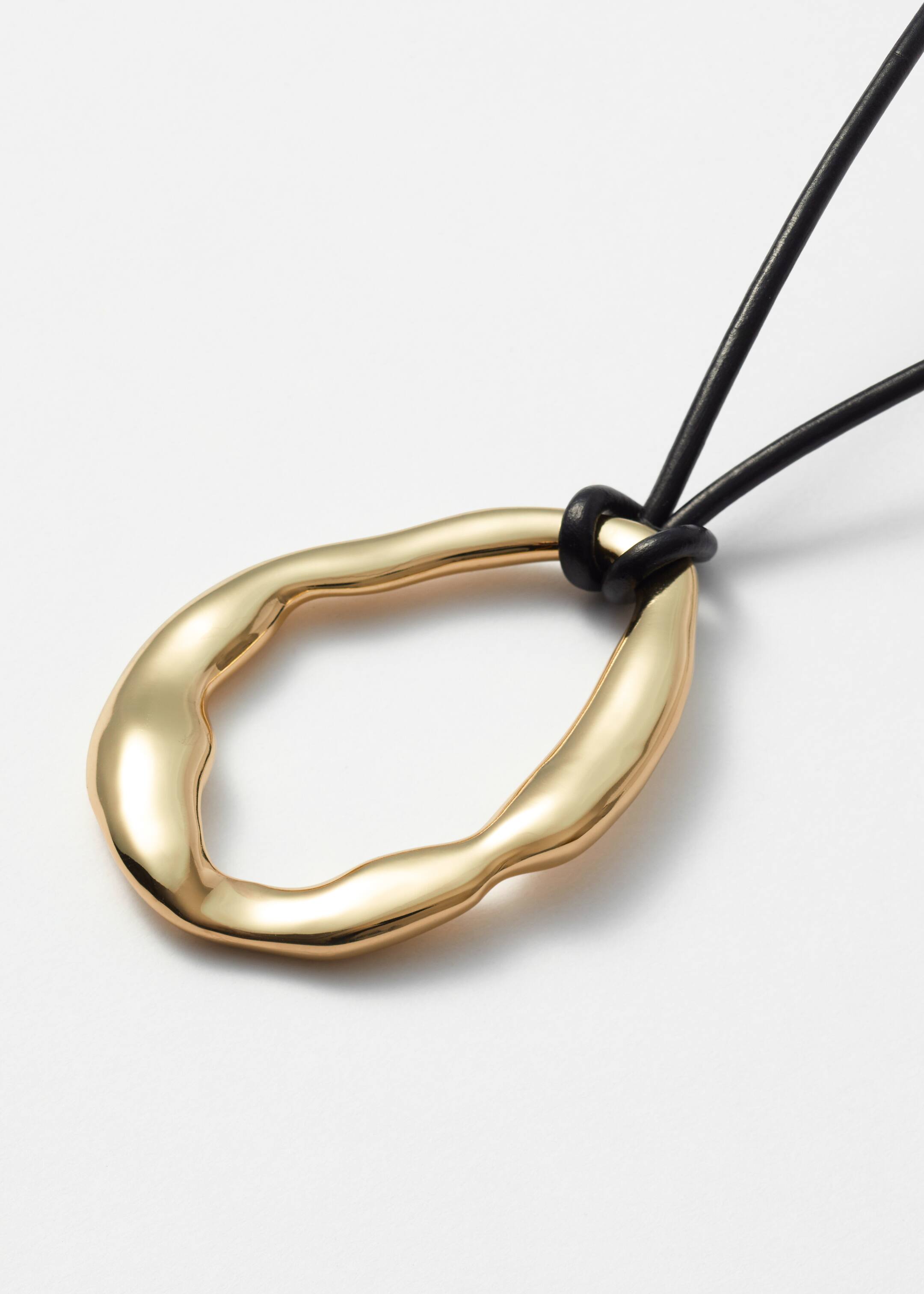 View larger image: Molded Pendant Cord Necklace - Gold - Ladies | H&M GB 2