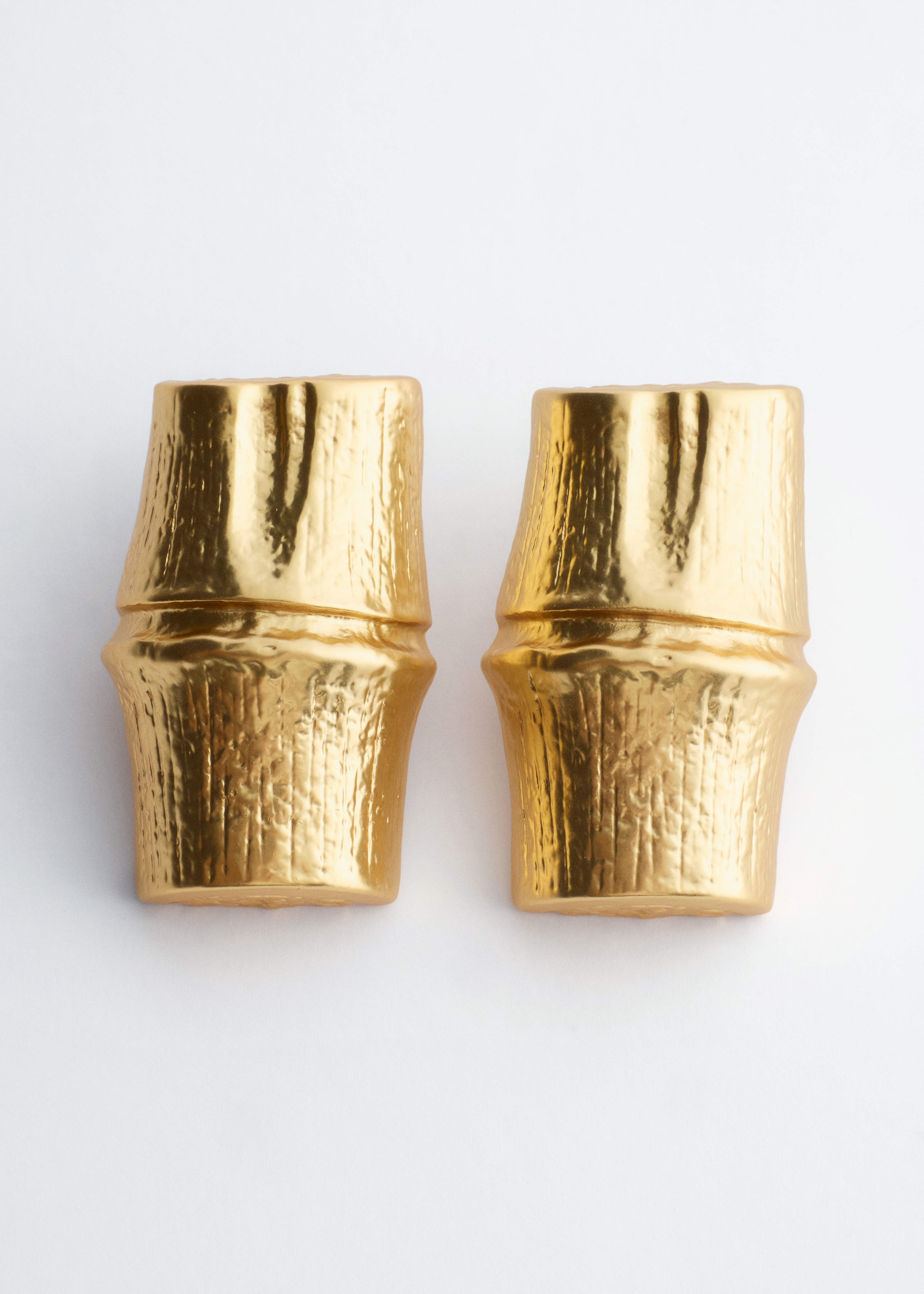 Orecchini dalla silhouette scolpita - Oro