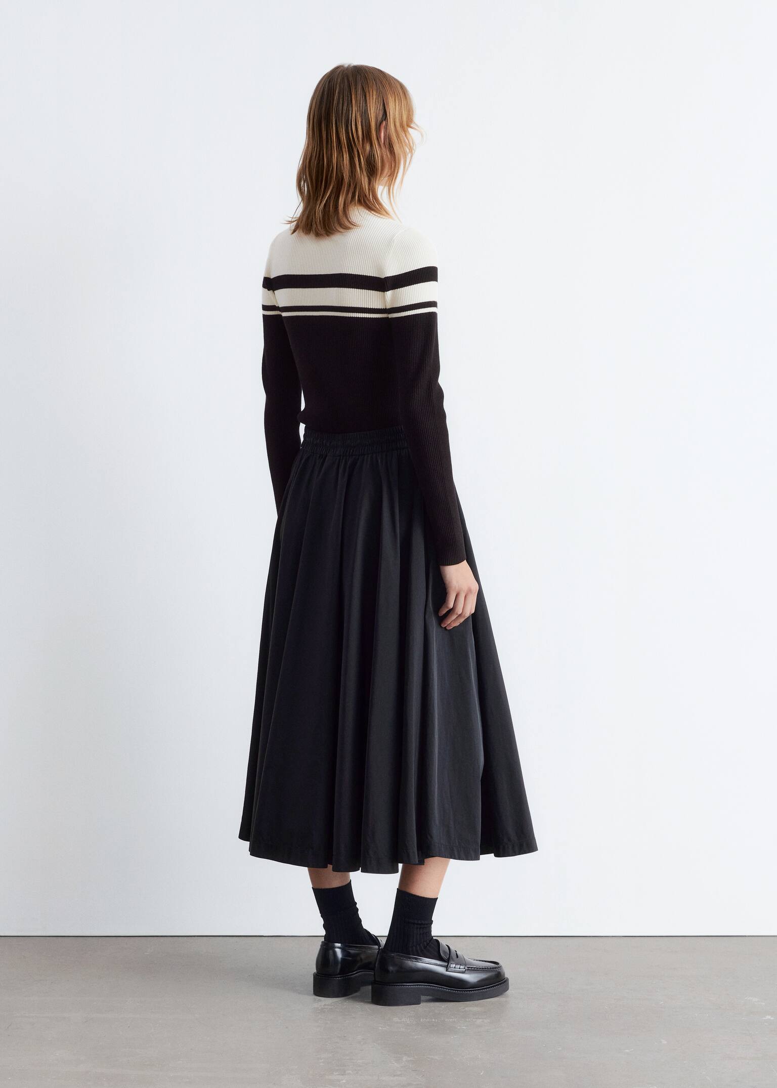 Jumper cu guler înalt și fermoar sus - Black/White - 6
