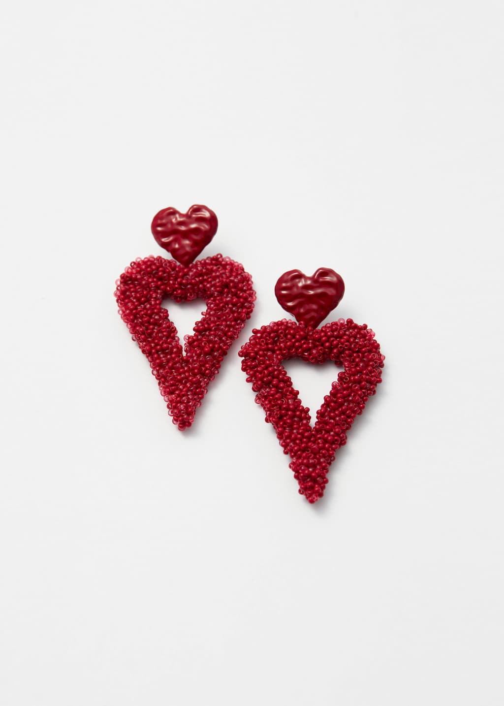 Heart-Pendant Beaded Earrings - Red - Still Life