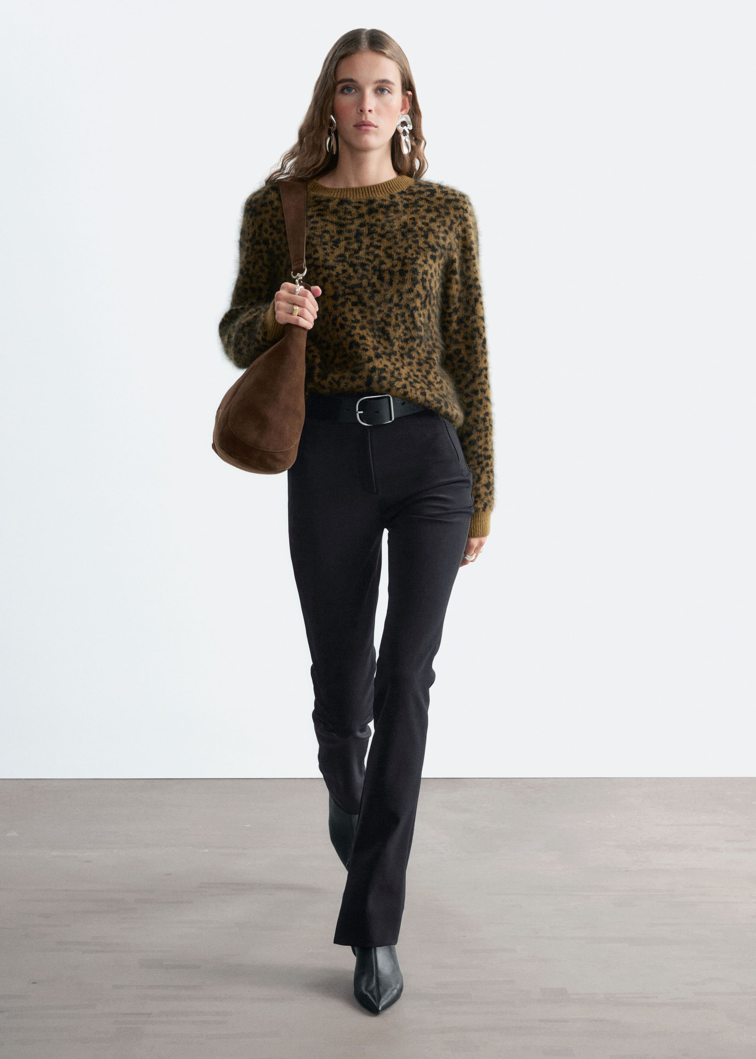 Pullover aus Merinowolle - Khaki/Leopardenmuster - Lookbook