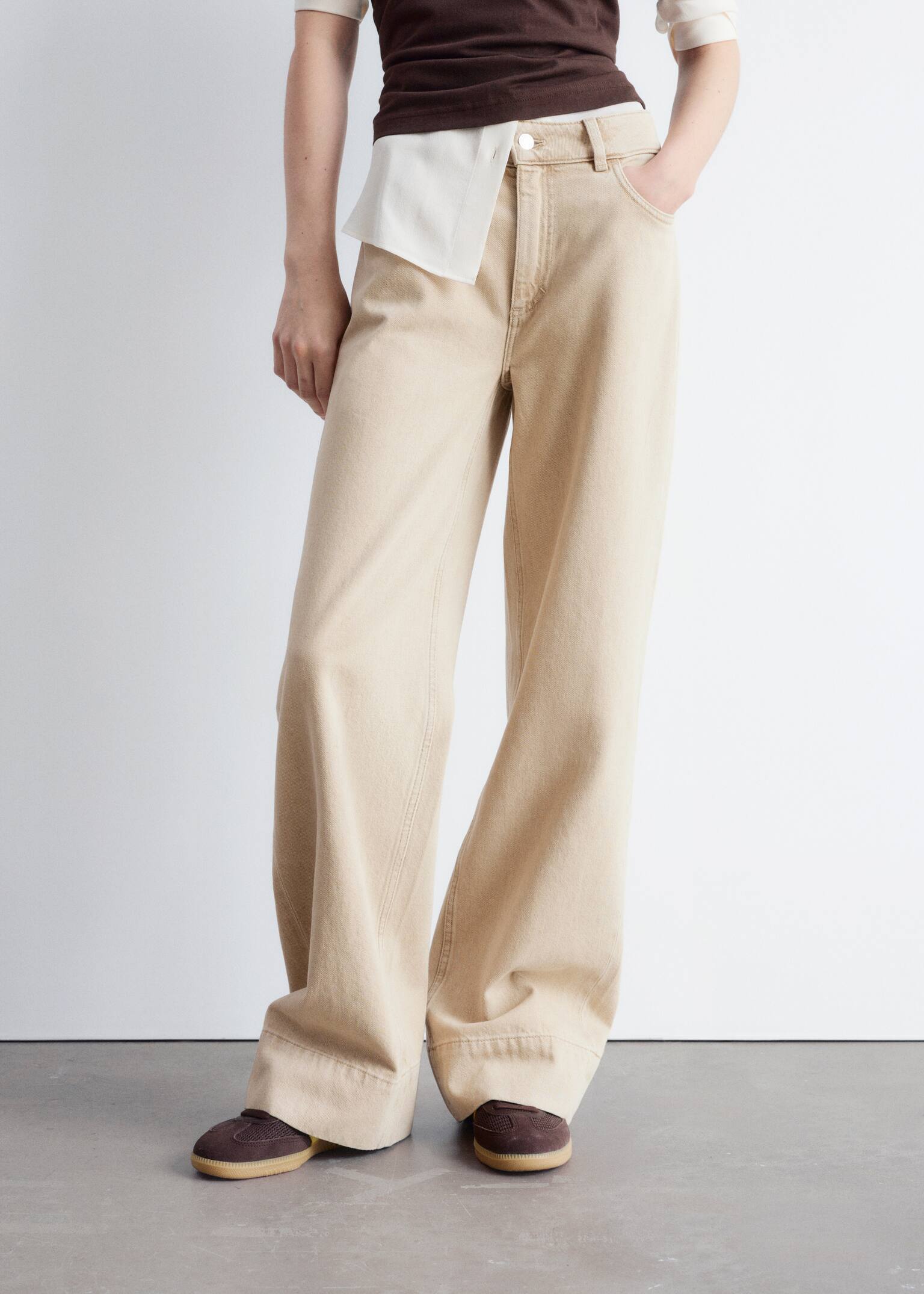 Straight-Leg Jeans - Beige - 6
