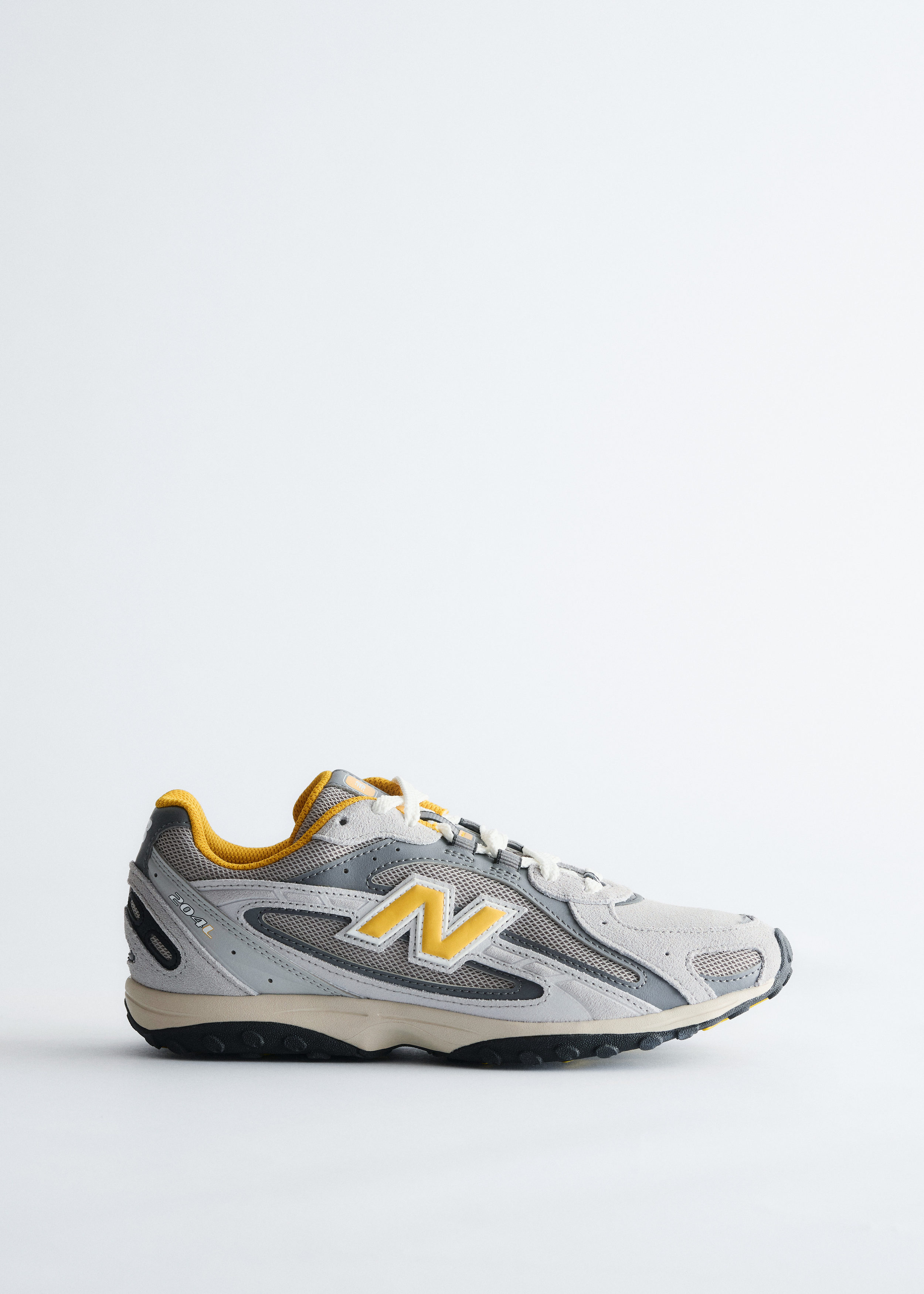 New Balance 204L Sneakers
