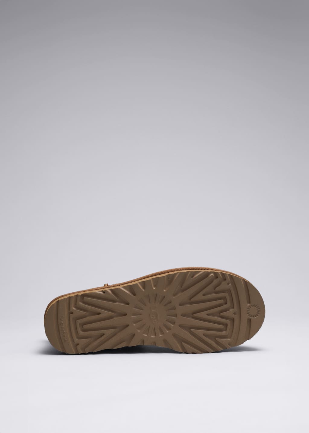 Botki UGG® Classic Ultra Mini – Beżowy – Martwa natura