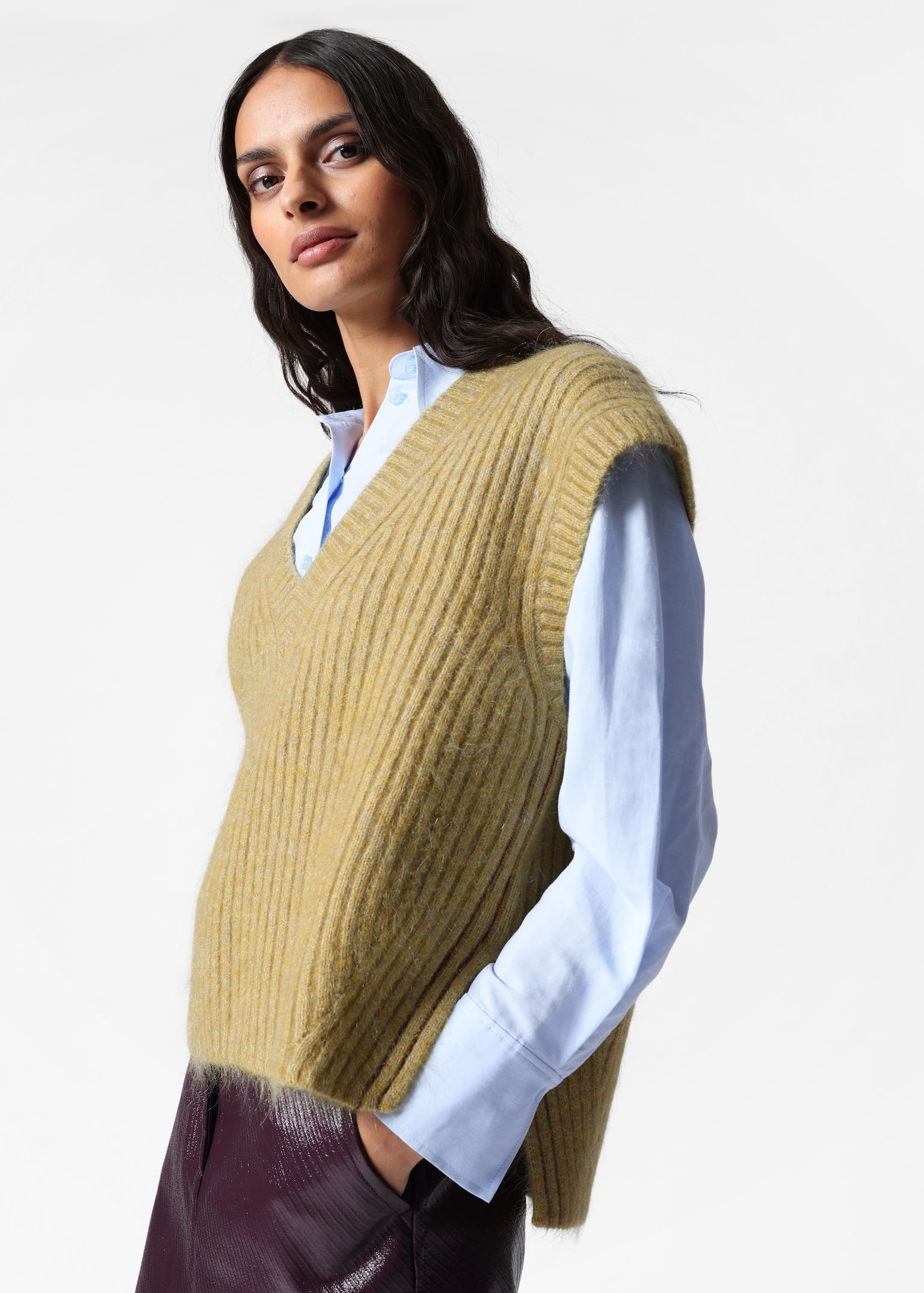 Chaleco de punto escote en pico y mezcla de mohair - Verde caqui