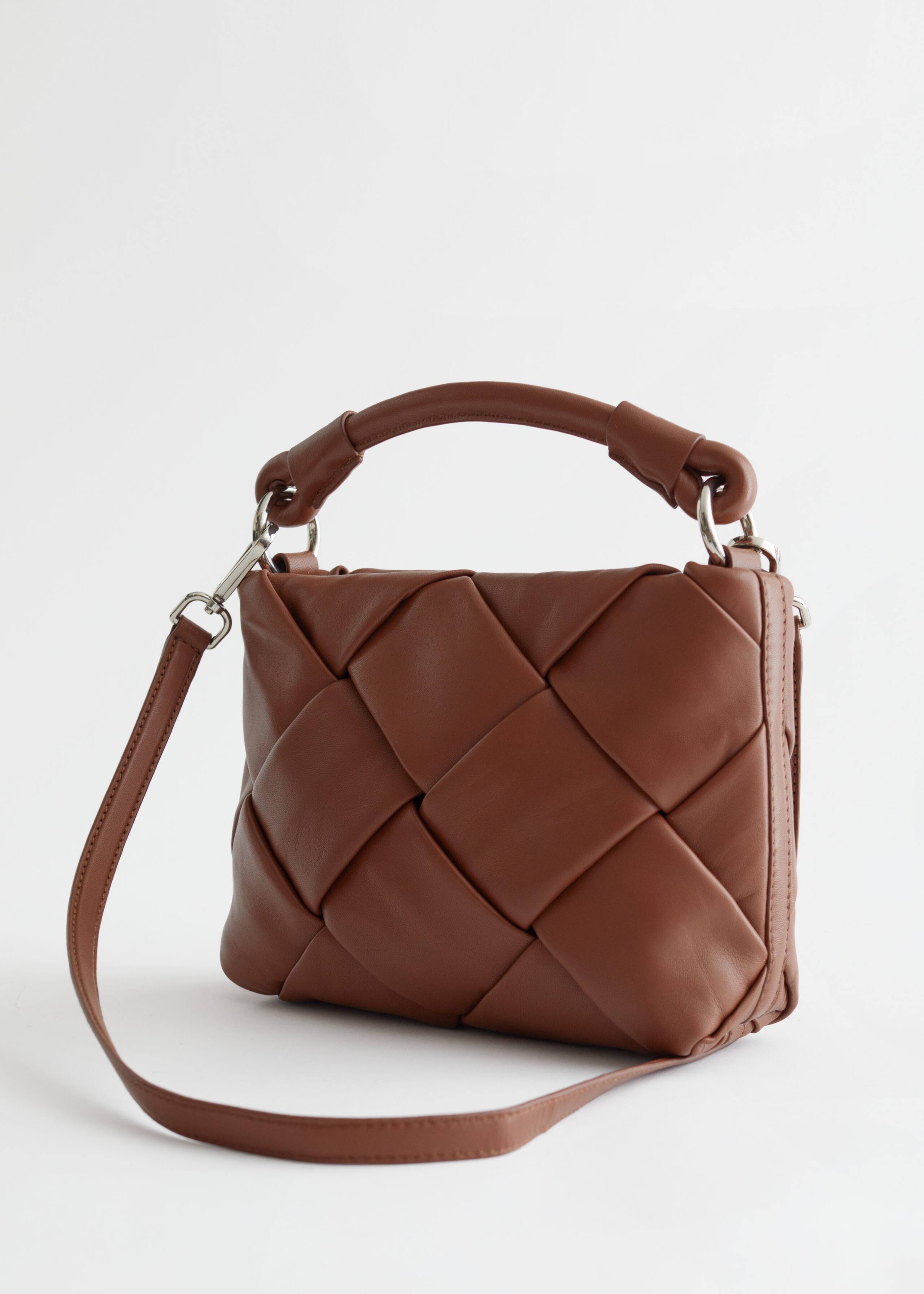 BraidedLeatherCrossbodyBag - Black - Natura morta