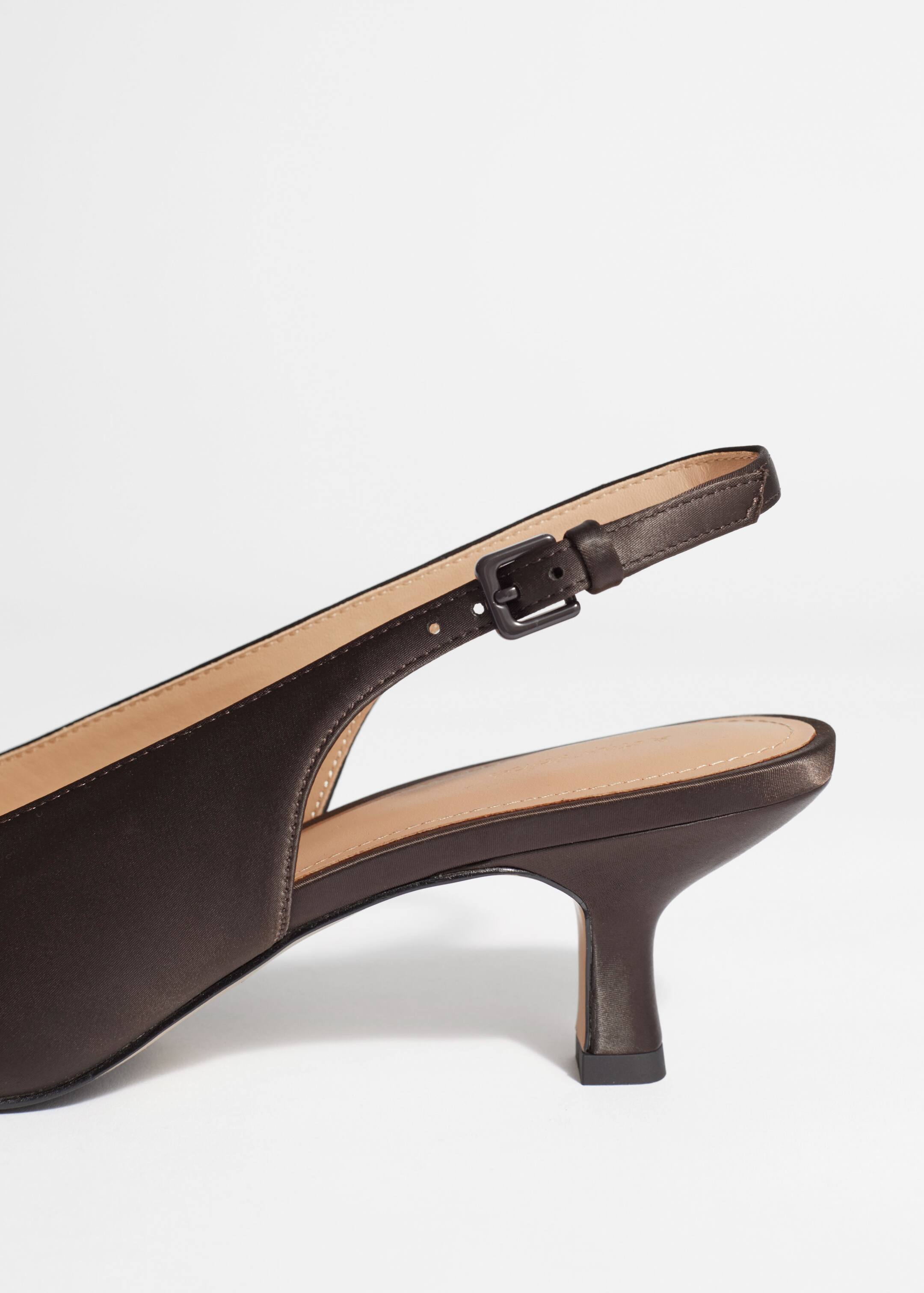 Visa större bild: Spetsiga slingbacks - Mahogny - DAM | H&M SE 3