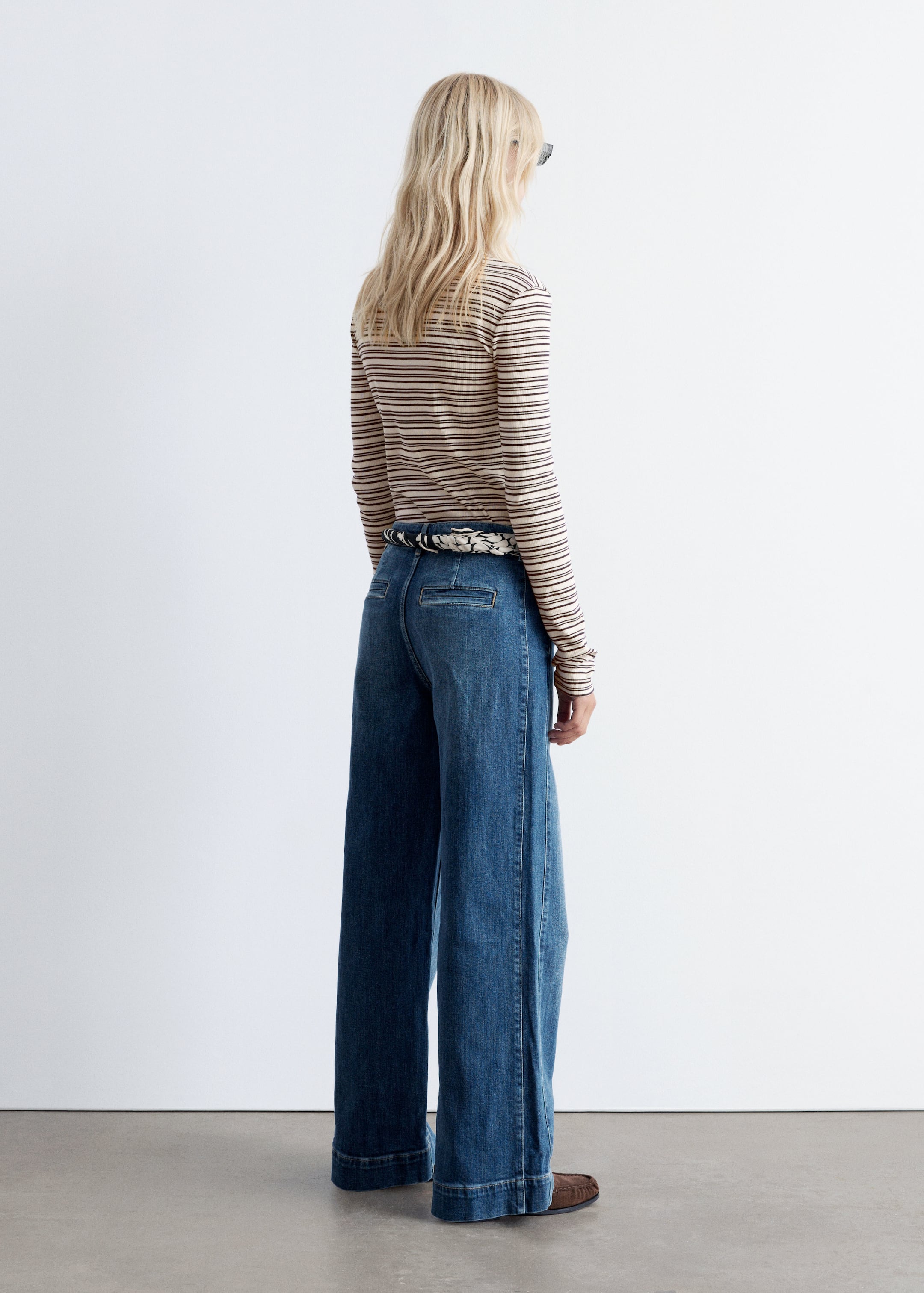 Zobacz większy obraz: Jeansy regular z szerokimi nogawkami - Niebieski sprany - ONA | H&M PL 5
