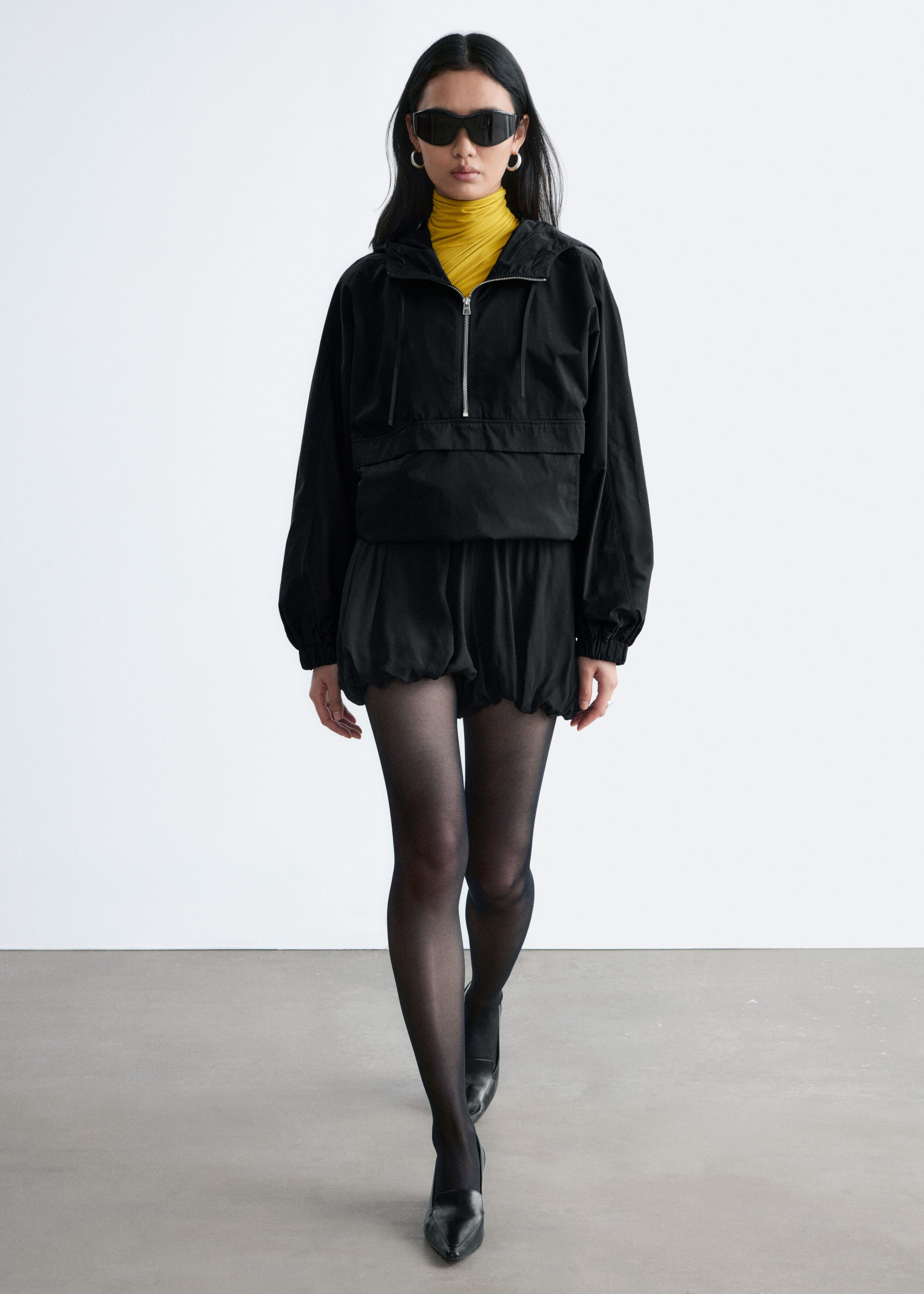 Image of Elastic Bubble Shorts