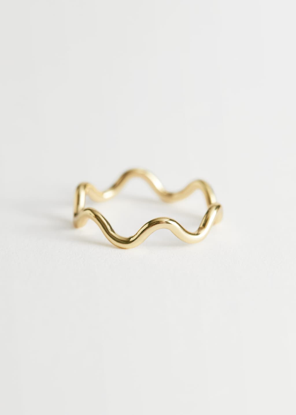 Vågig ring