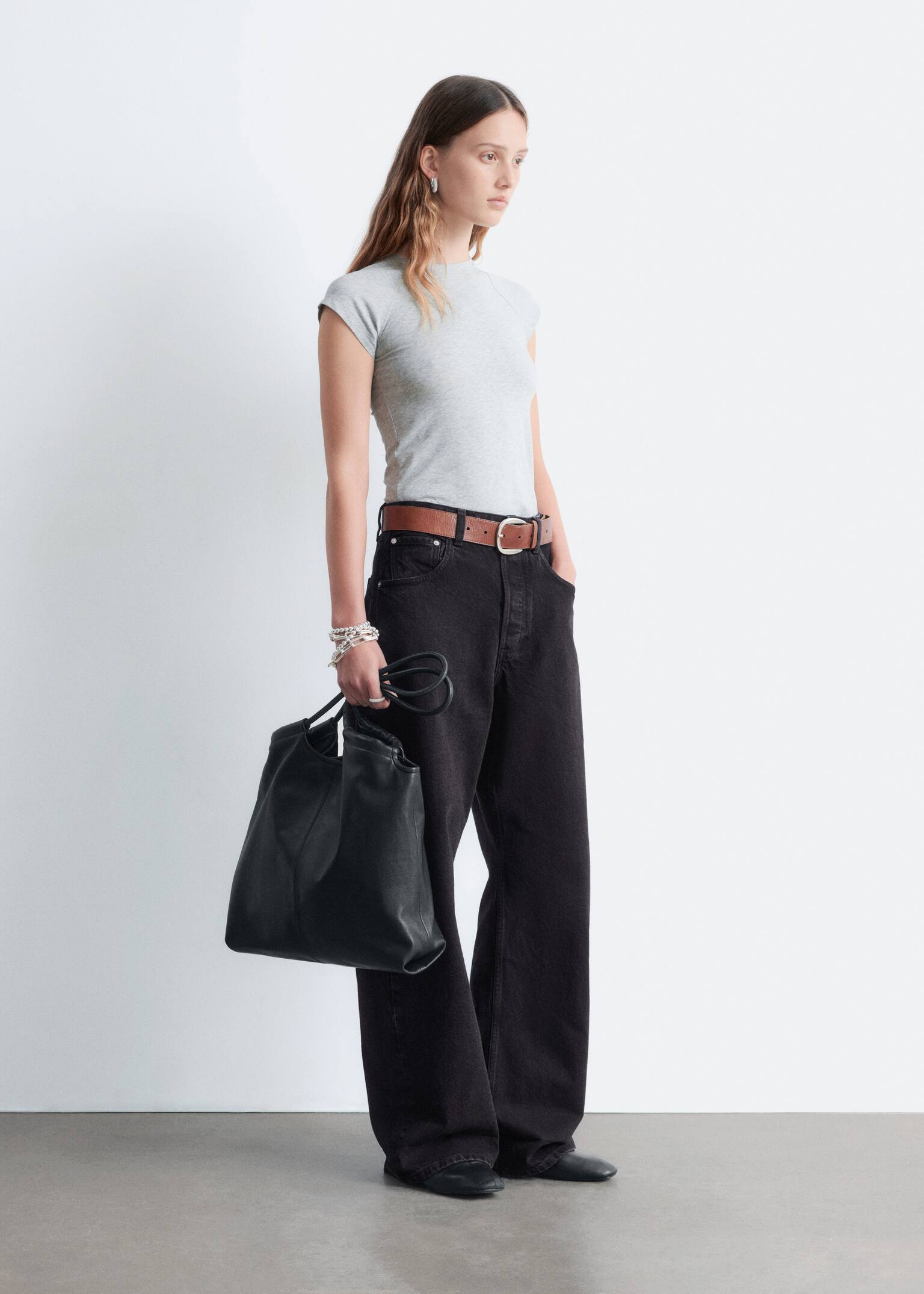 Eng anliegendes T-Shirt mit Raglanärmeln - Hellgraumeliert/Weiß - 6