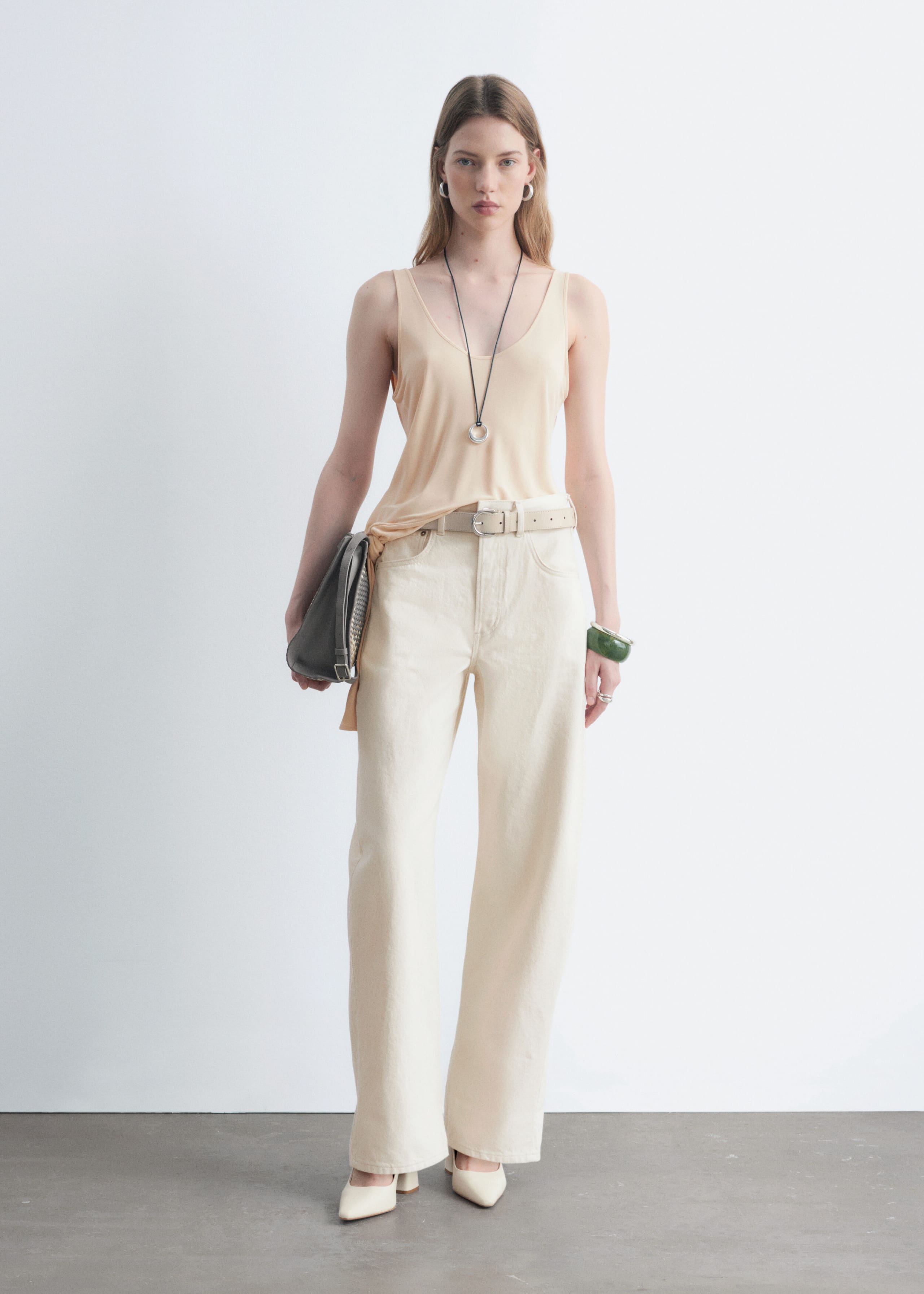 Barrel-Leg Jeans - Light Blue - Lookbook