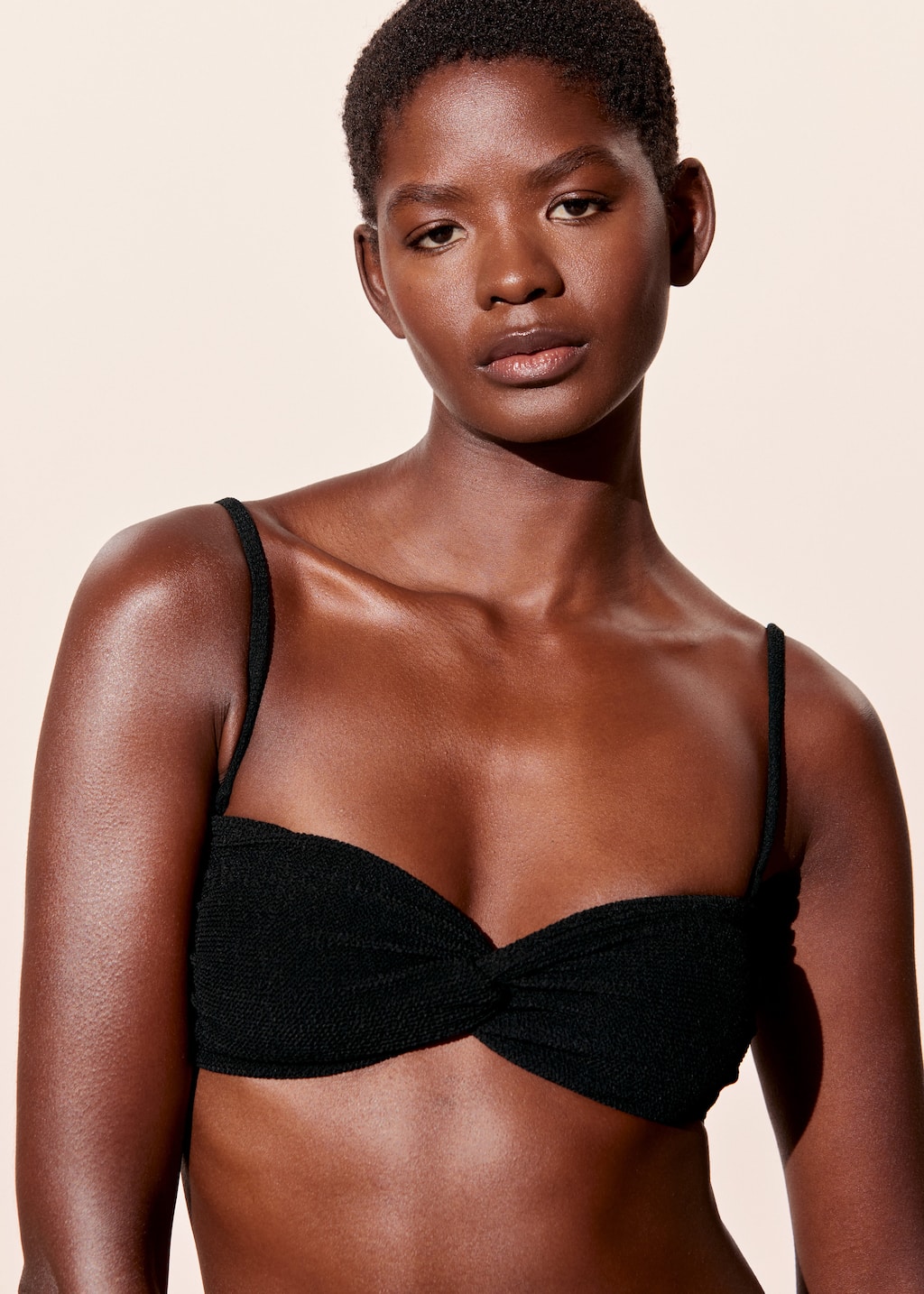 Image of Strukturiertes Bandeau-Bikinioberteil