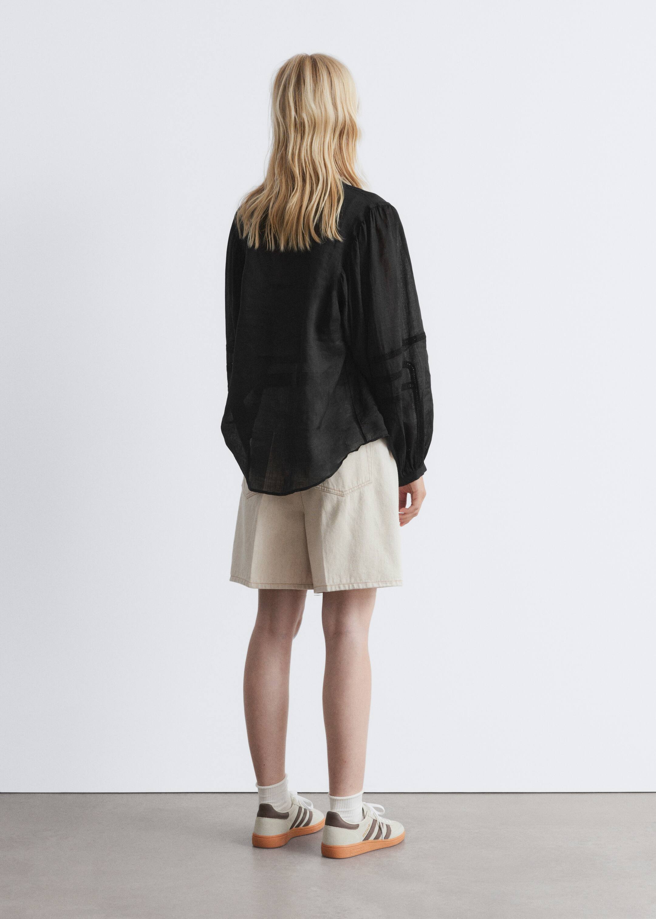 Visualizza immagine più grande: Blusa con maniche voluminose - Nero - DONNA | H&M IT 5