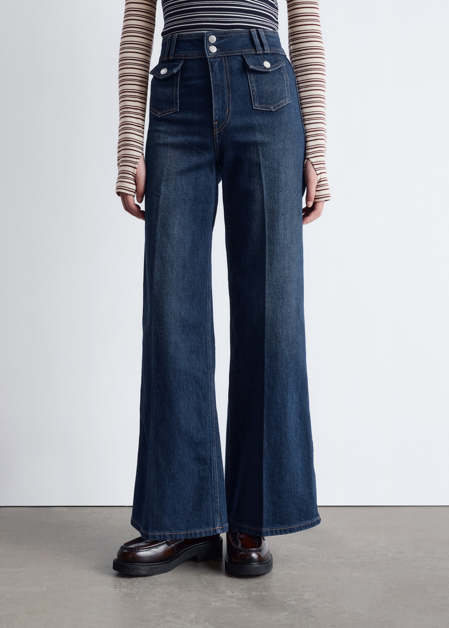 Press-Crease Flared Jeans - Washed Mid Blue/Black/Washed Light Blue - 8