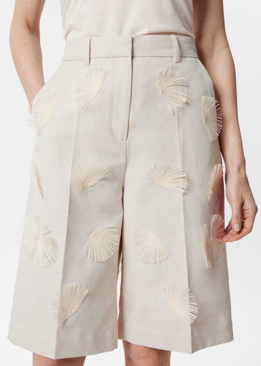 Image of Bermudas en mezcla de lino