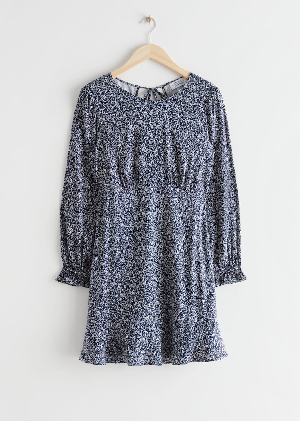 Frill Cuff Mini Dress – Blåmönstrad – stilleben