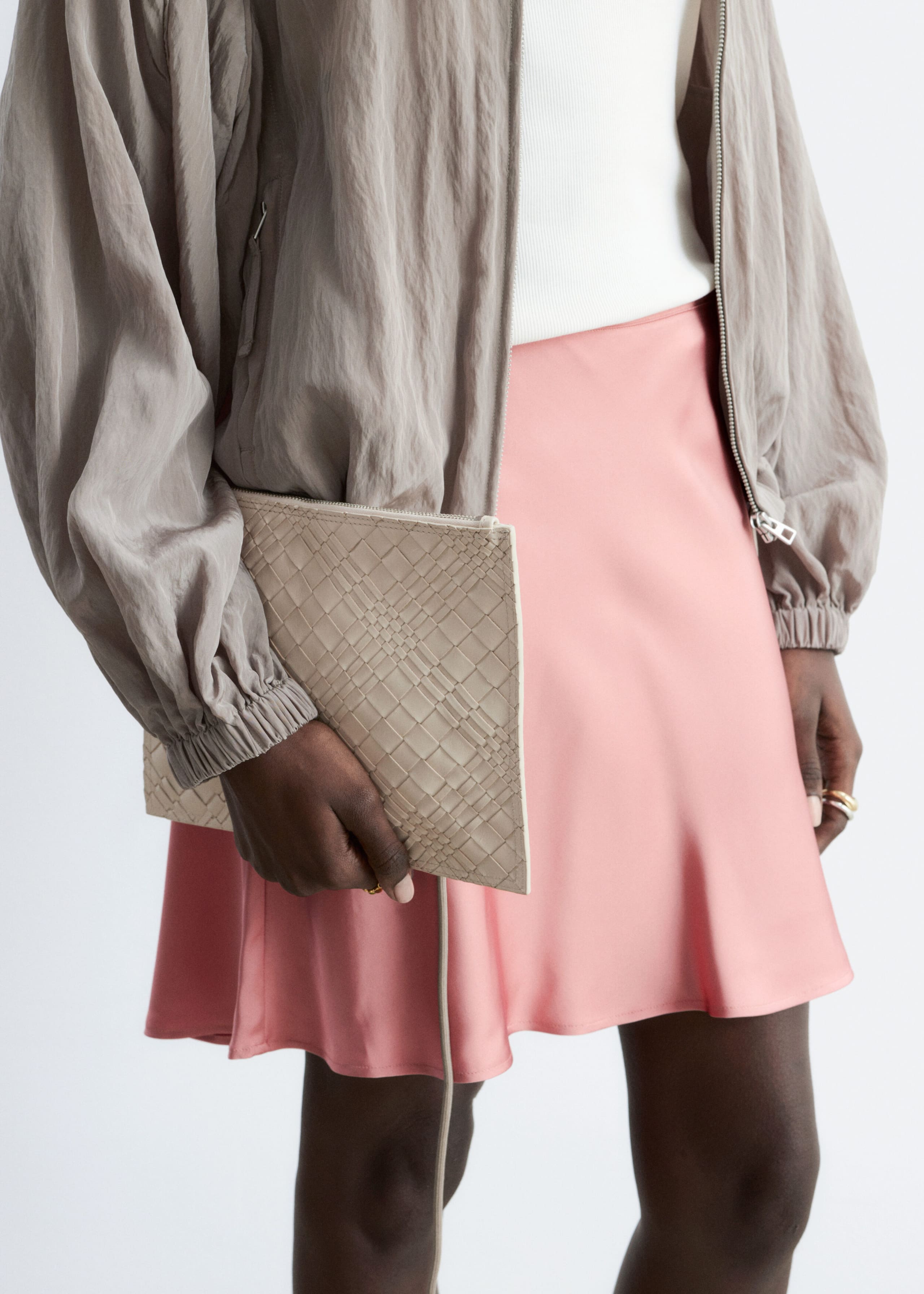 Image of Portemonnaie aus geflochtenem Leder