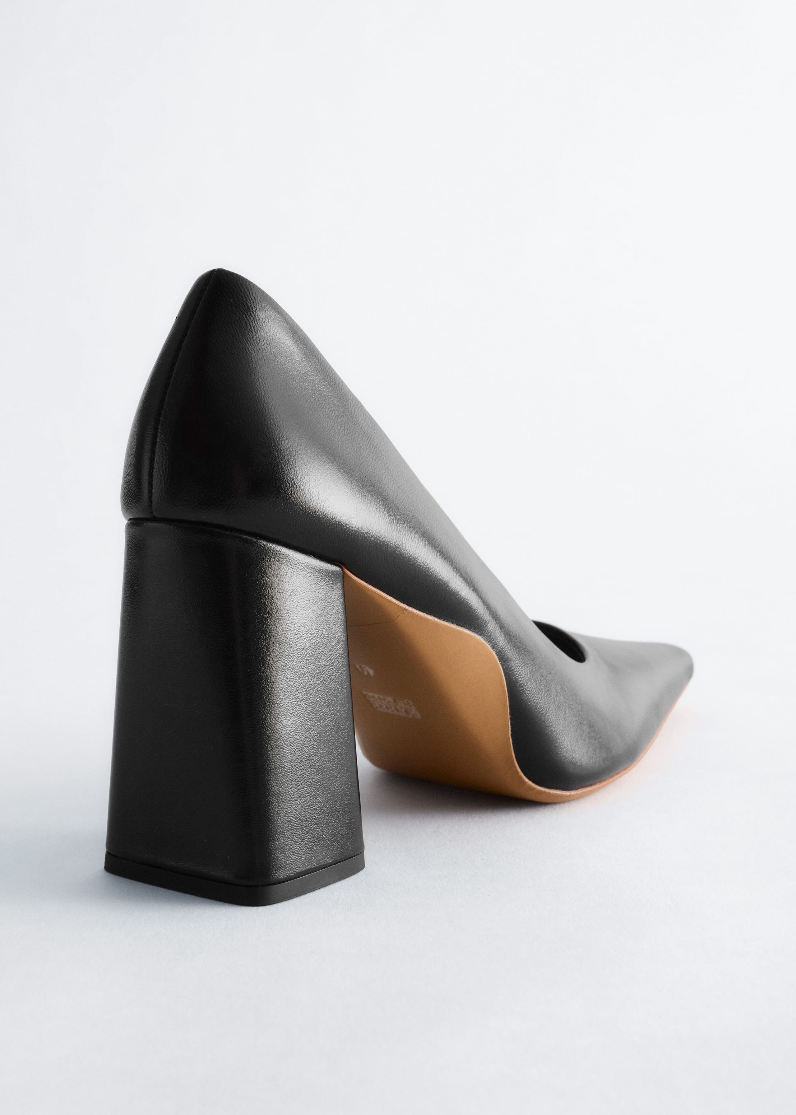 Pumps aus Veloursleder mit Blockabsatz - Khaki - Stillleben